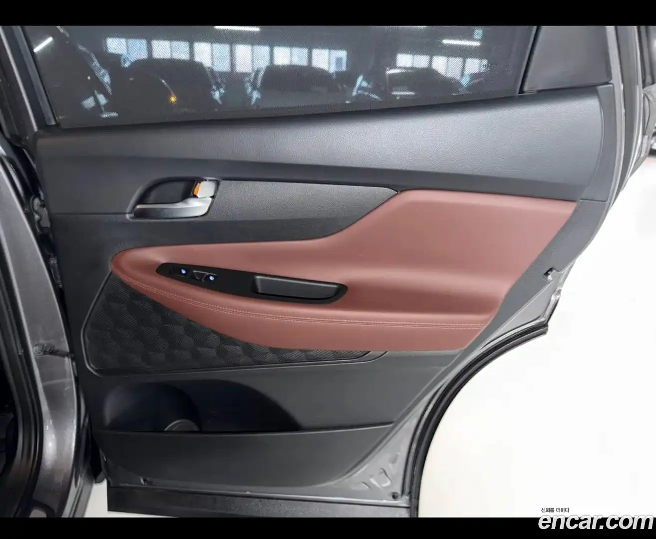 Santafe Hyundai 2020.1-INNER-009
