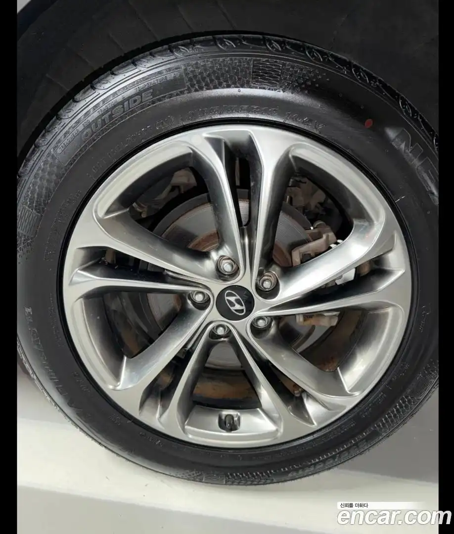 Santafe Hyundai 2020.1-INNER-010