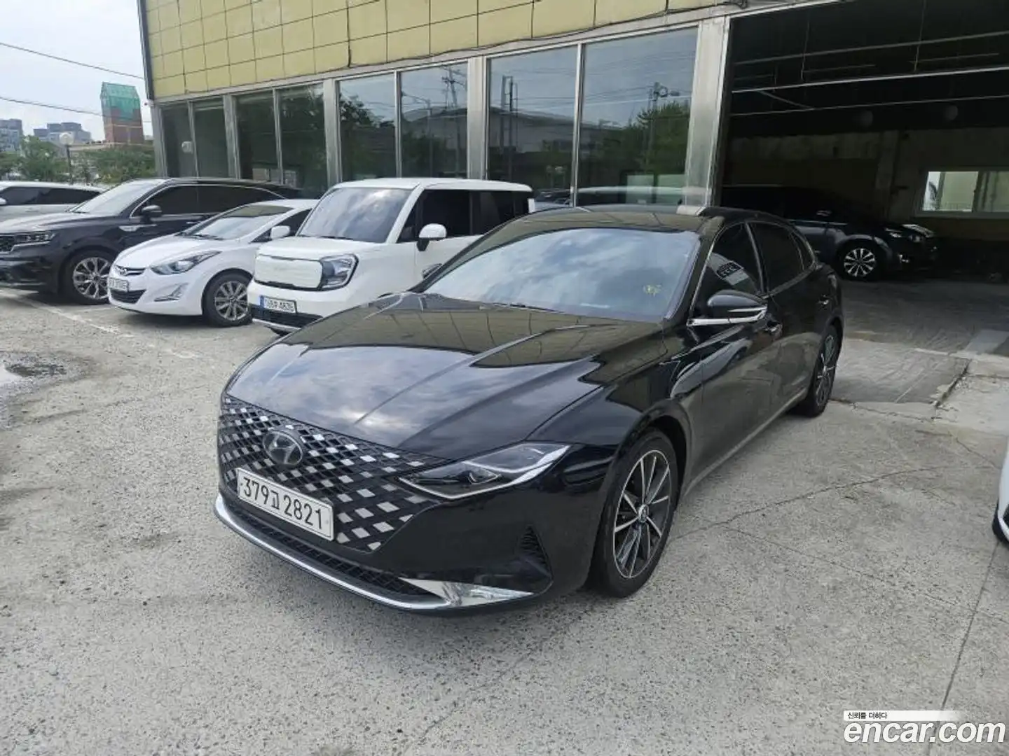 Grandeur Hyundai 2022.4-OUTER-003