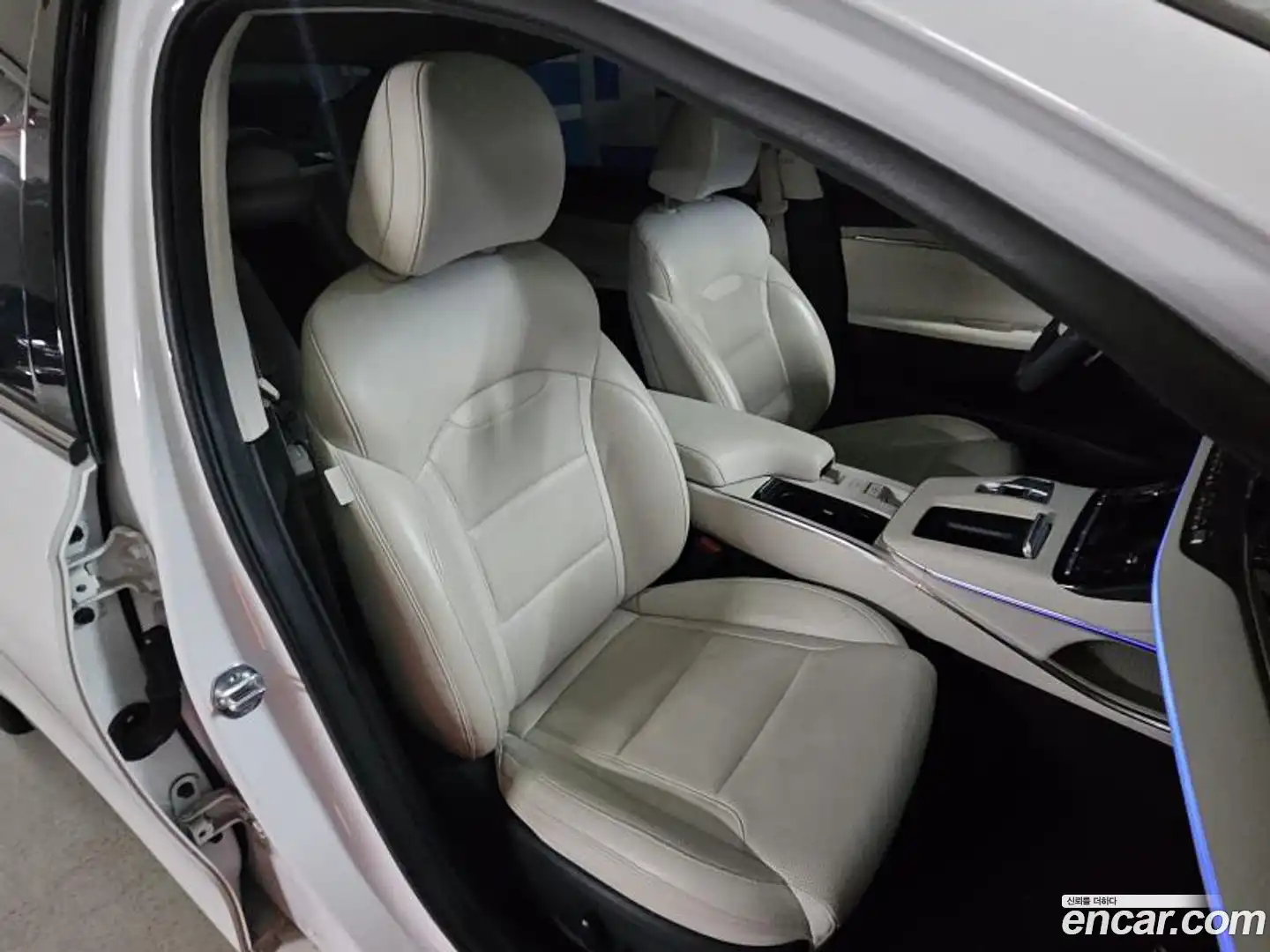 Grandeur Hyundai 2021.4-OUTER-006