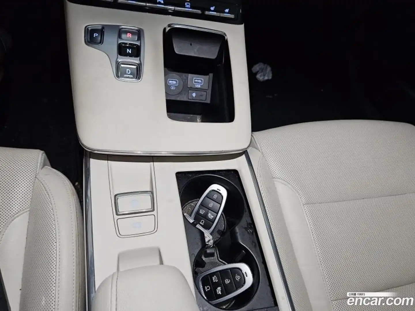 Grandeur Hyundai 2021.4-OPTION-018