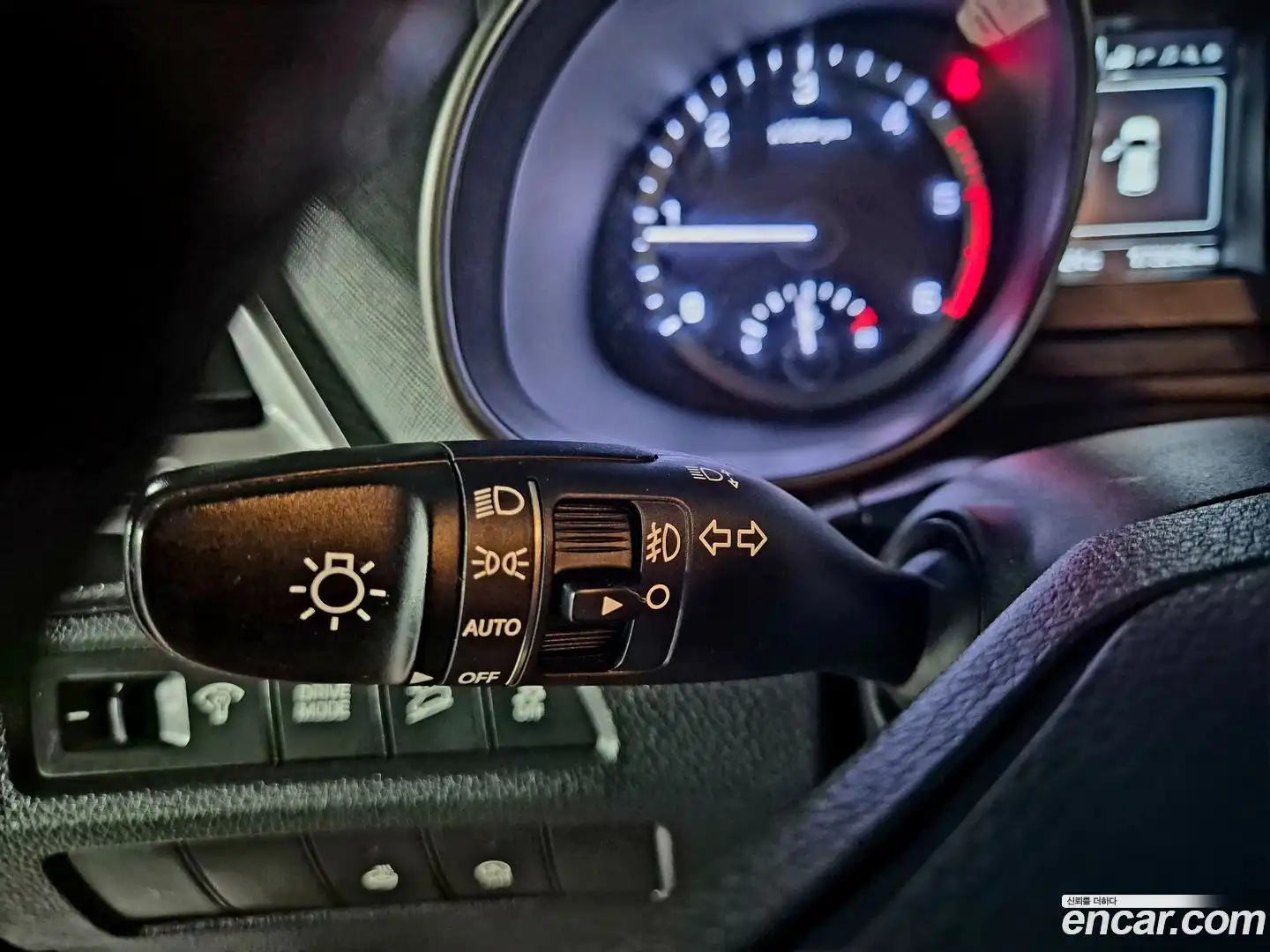 Santafe Hyundai 2016.9-OPTION-017
