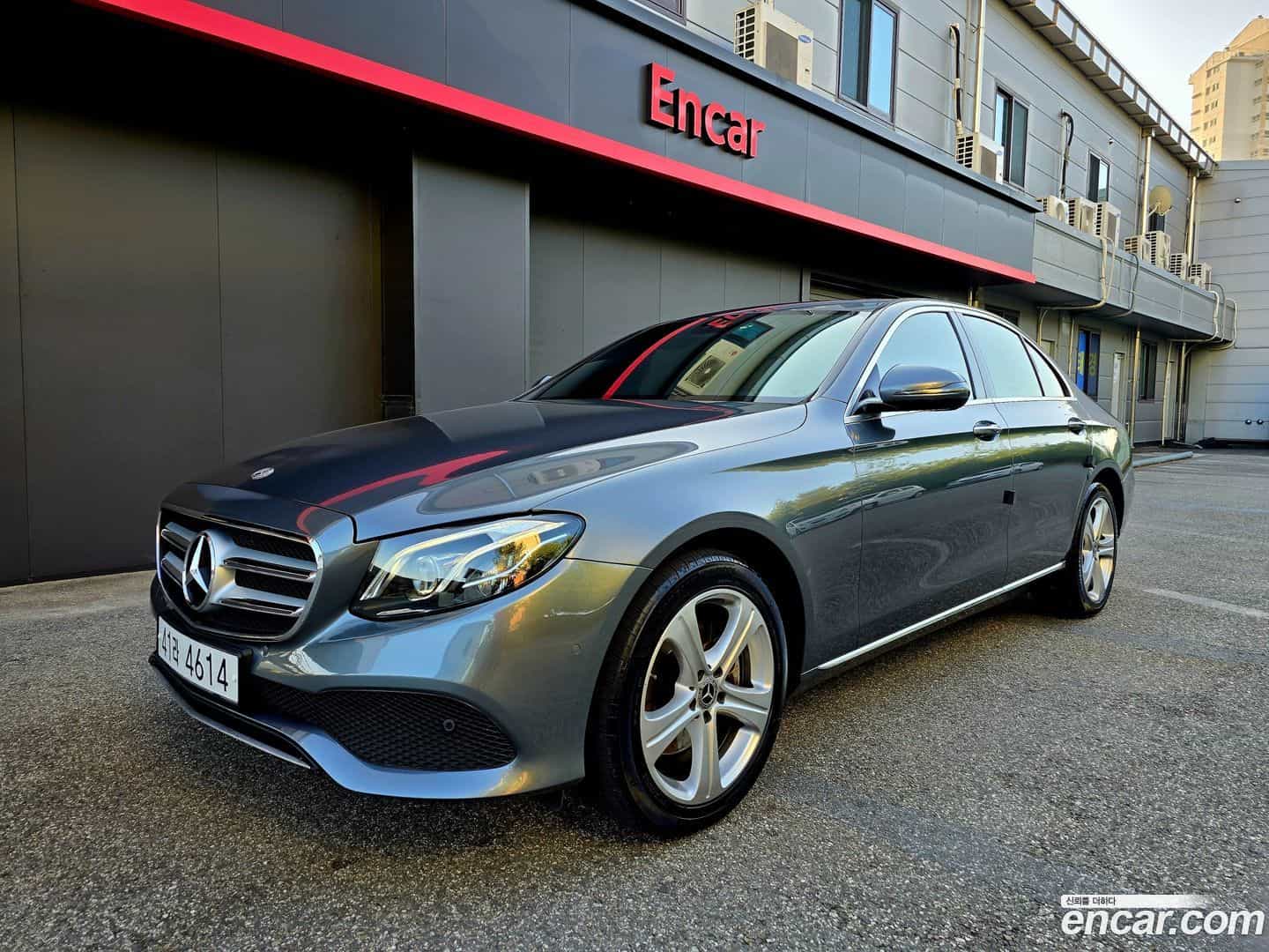 E-Class Mercedes-Benz 2018.6-OUTER-001