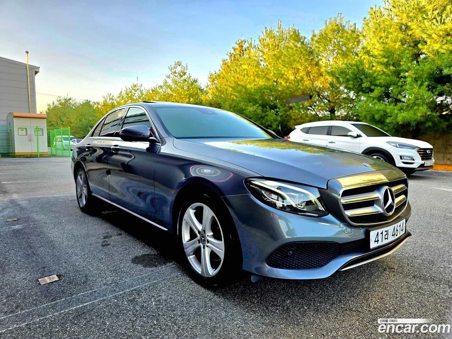 E-Class Mercedes-Benz 2018.6-OUTER-002