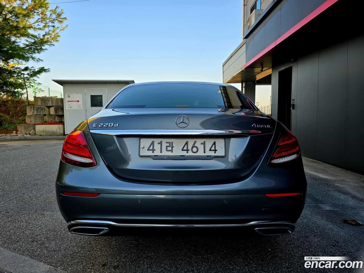 E-Class Mercedes-Benz 2018.6-OUTER-004