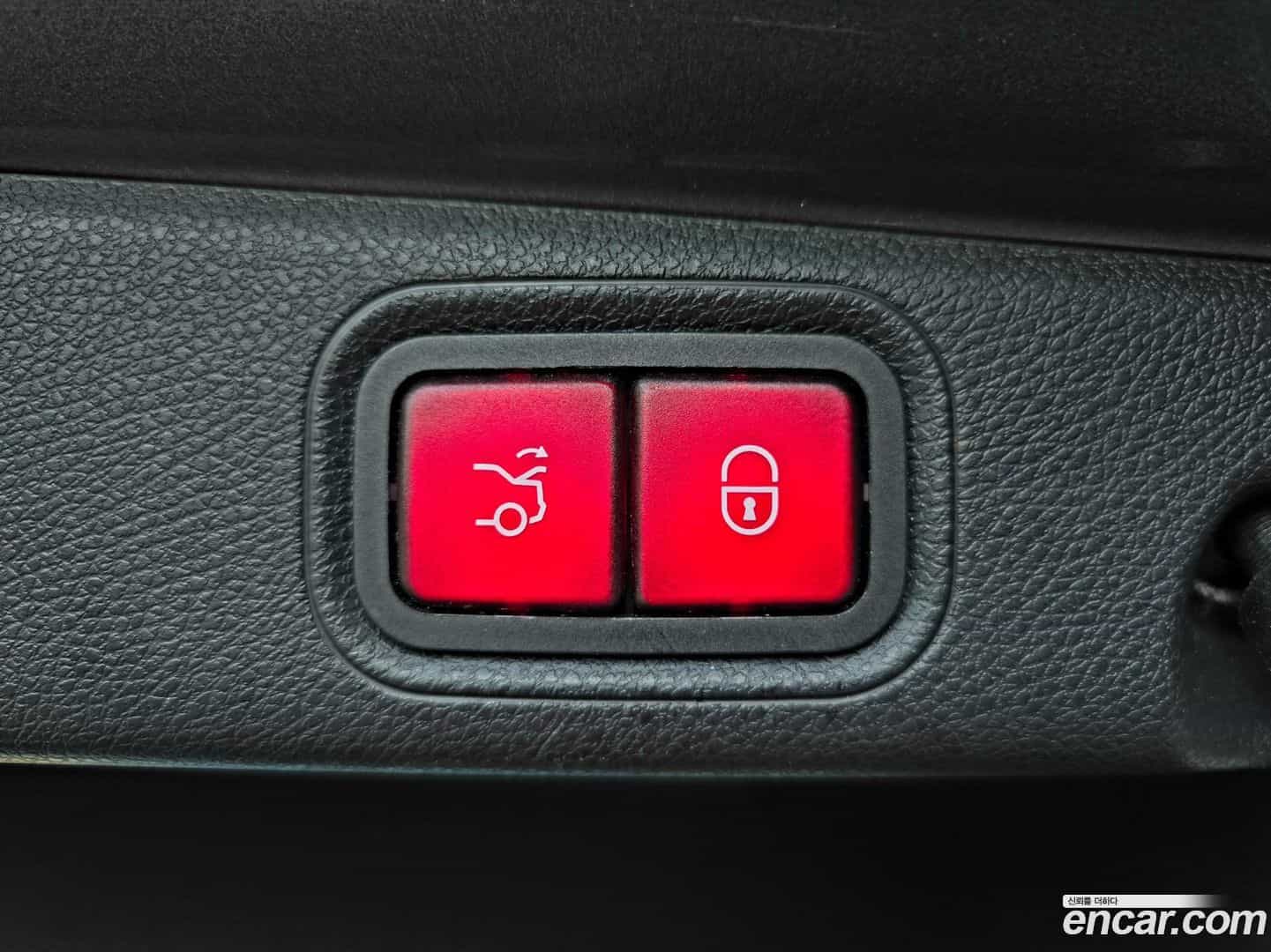 E-Class Mercedes-Benz 2018.6-OUTER-005