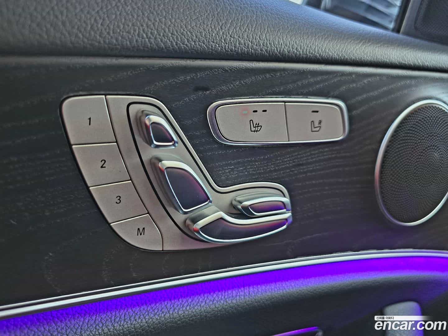 E-Class Mercedes-Benz 2018.6-INNER-009