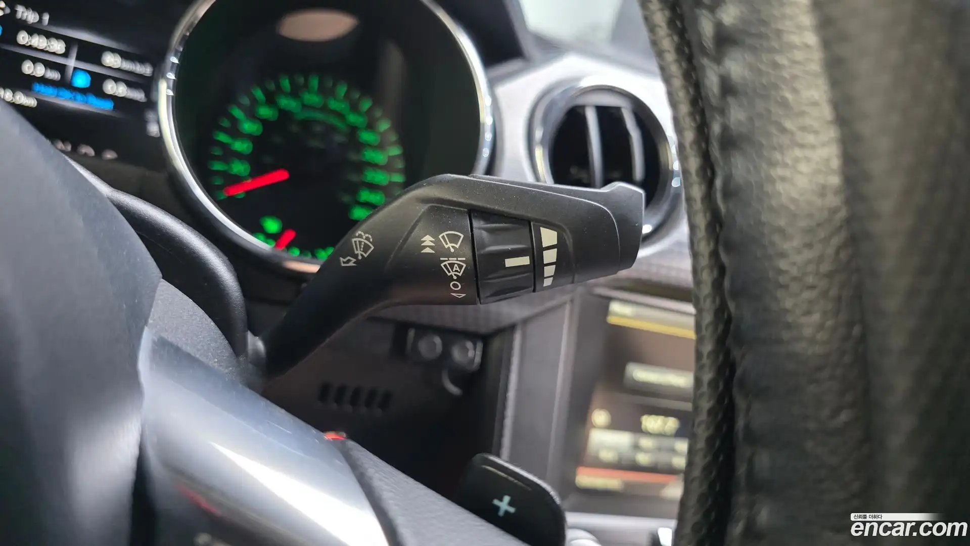 Mustang Ford 2016.0-OPTION-024