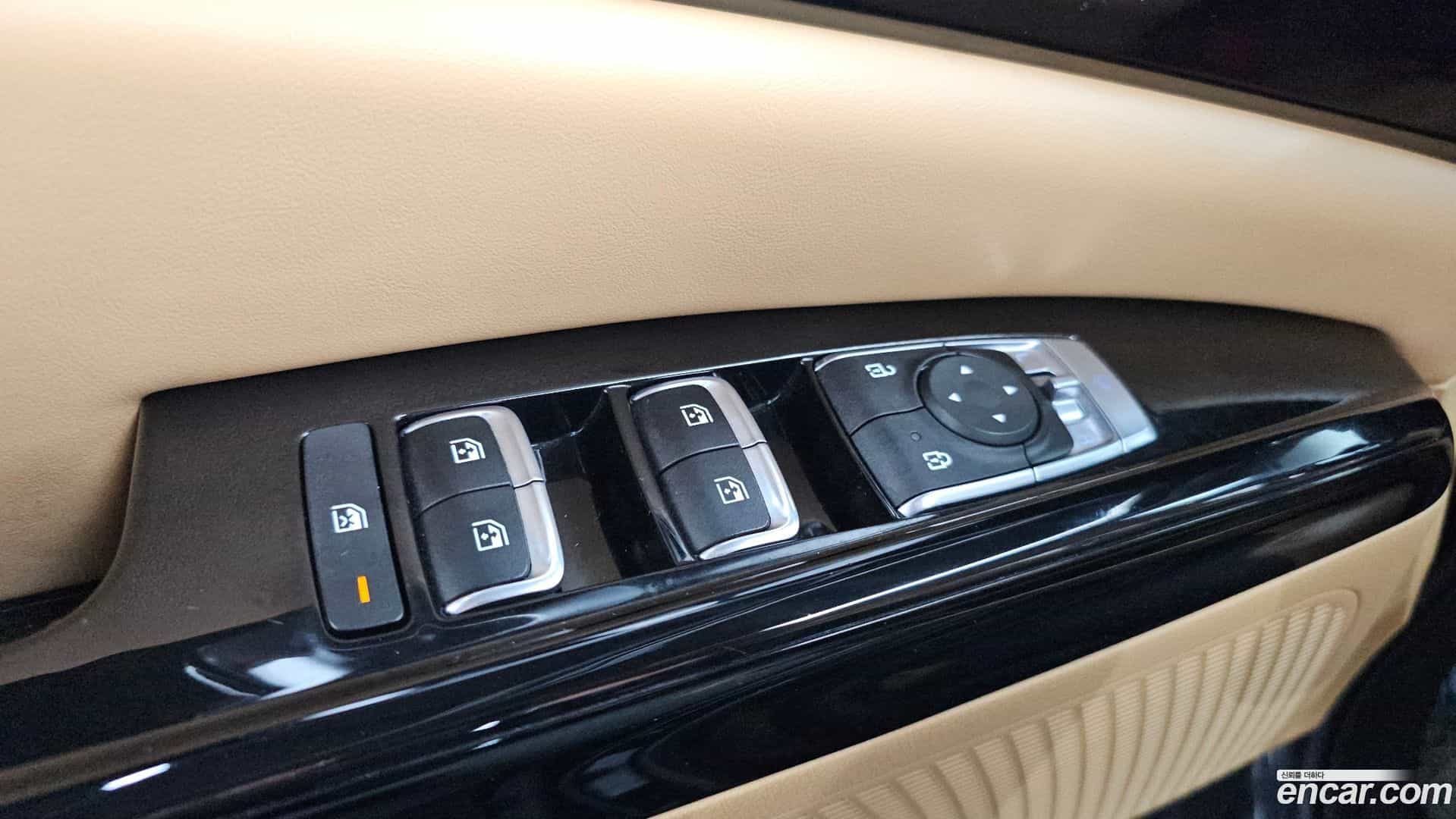 Canival Kia 2022.6-OPTION-047