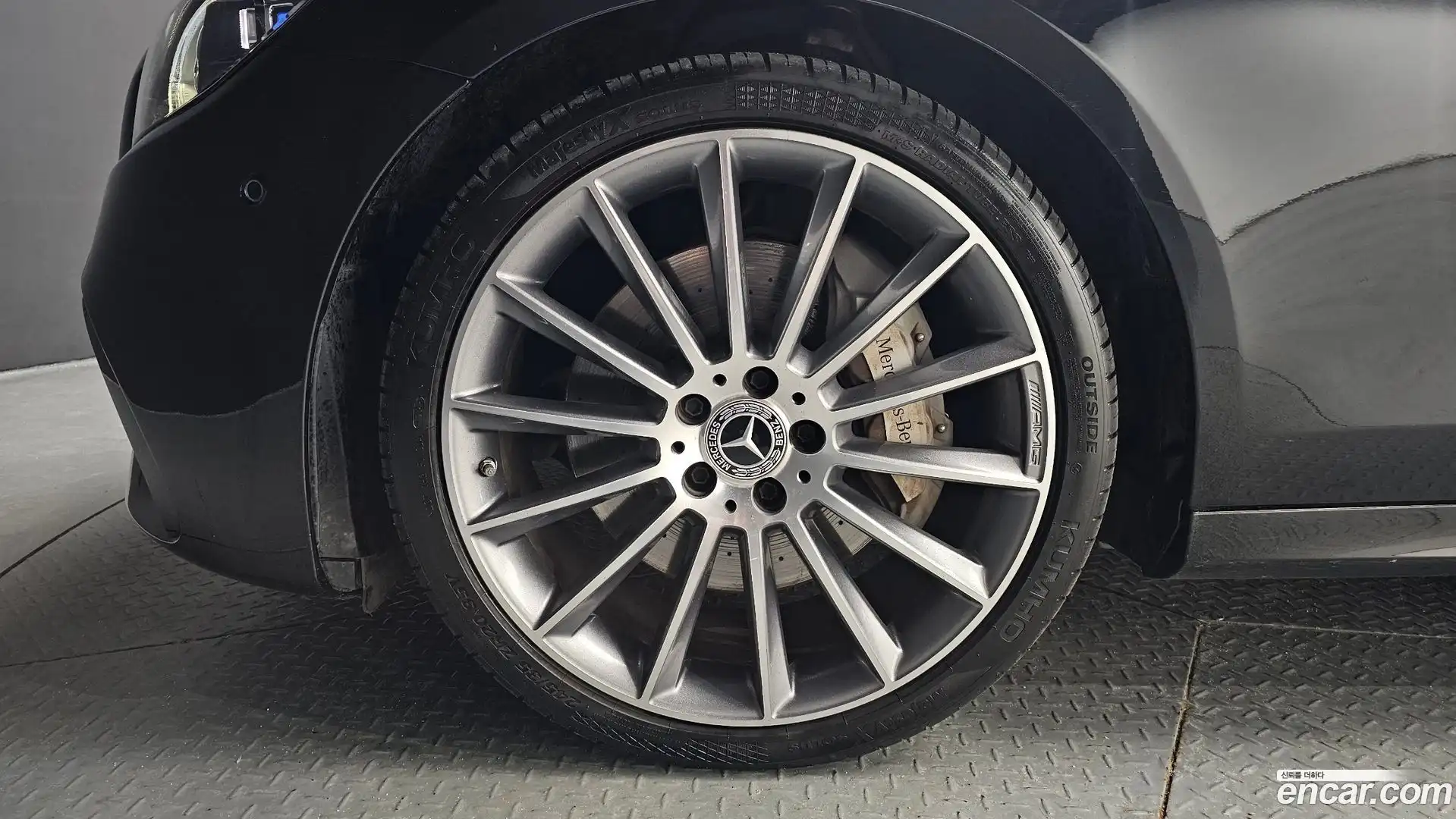 E-Class Mercedes-Benz 2022.5-OUTER-005