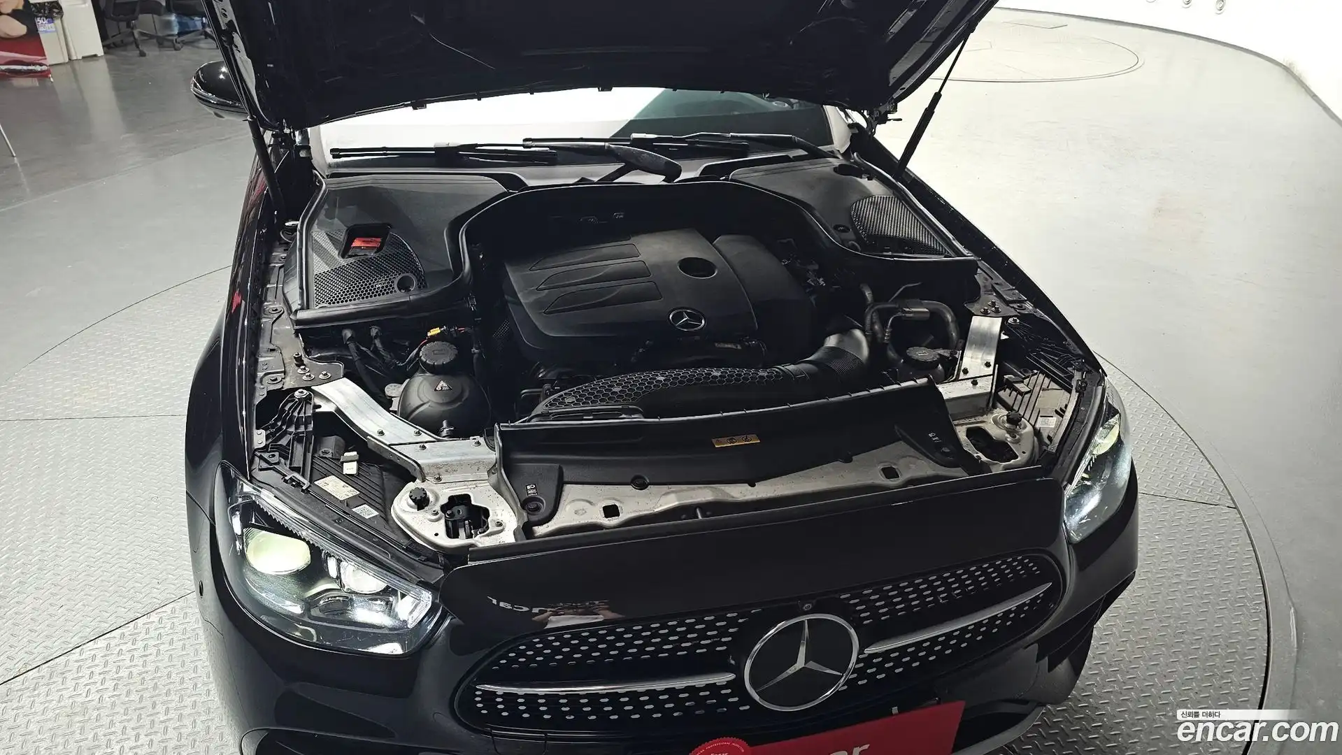 E-Class Mercedes-Benz 2022.5-OUTER-006
