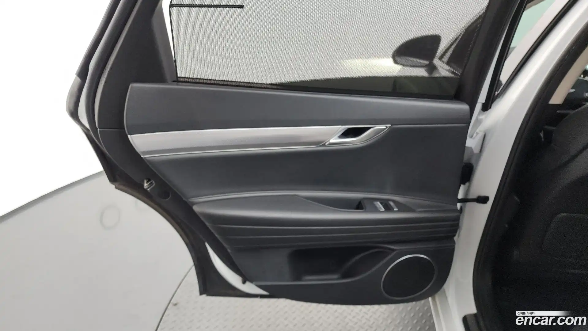 G80 Genesis 2021.5-INNER-035