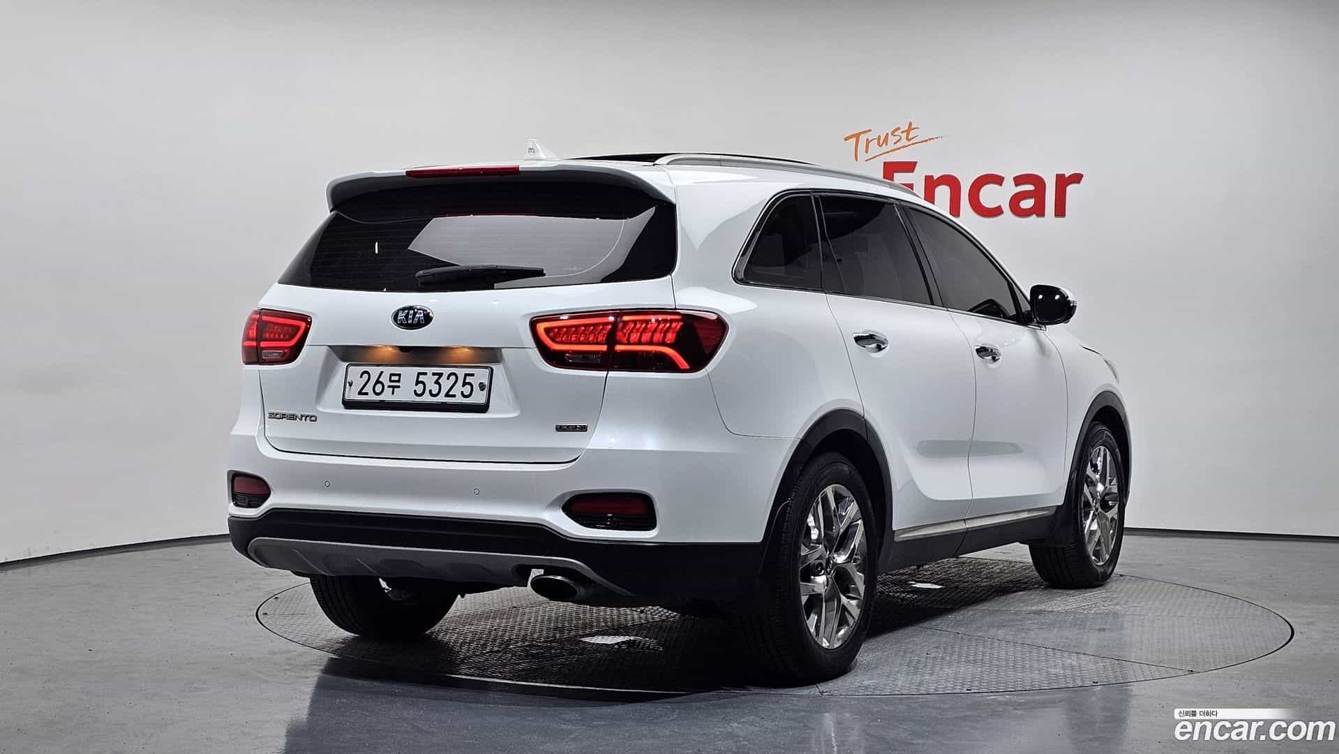 Sorento Kia 2019.4-OUTER-002