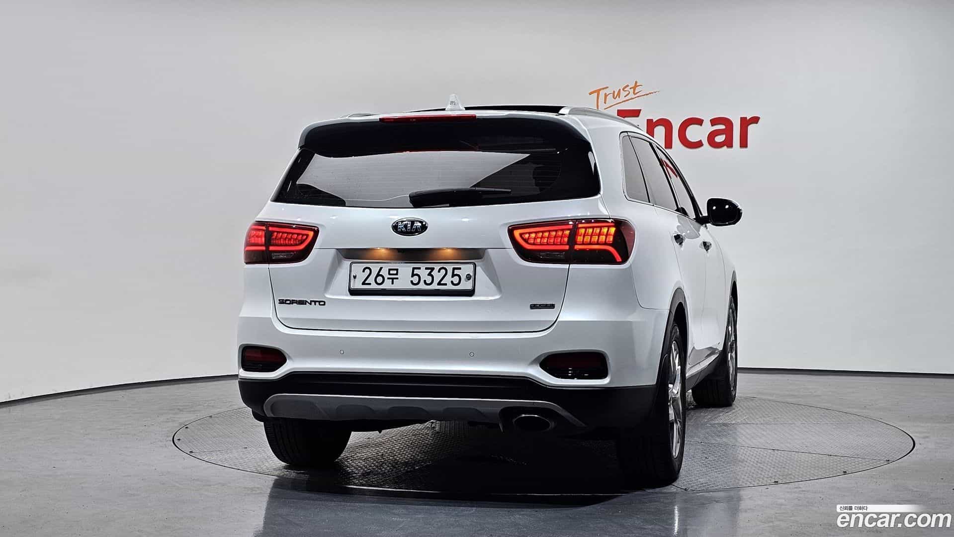 Sorento Kia 2019.4-OUTER-004