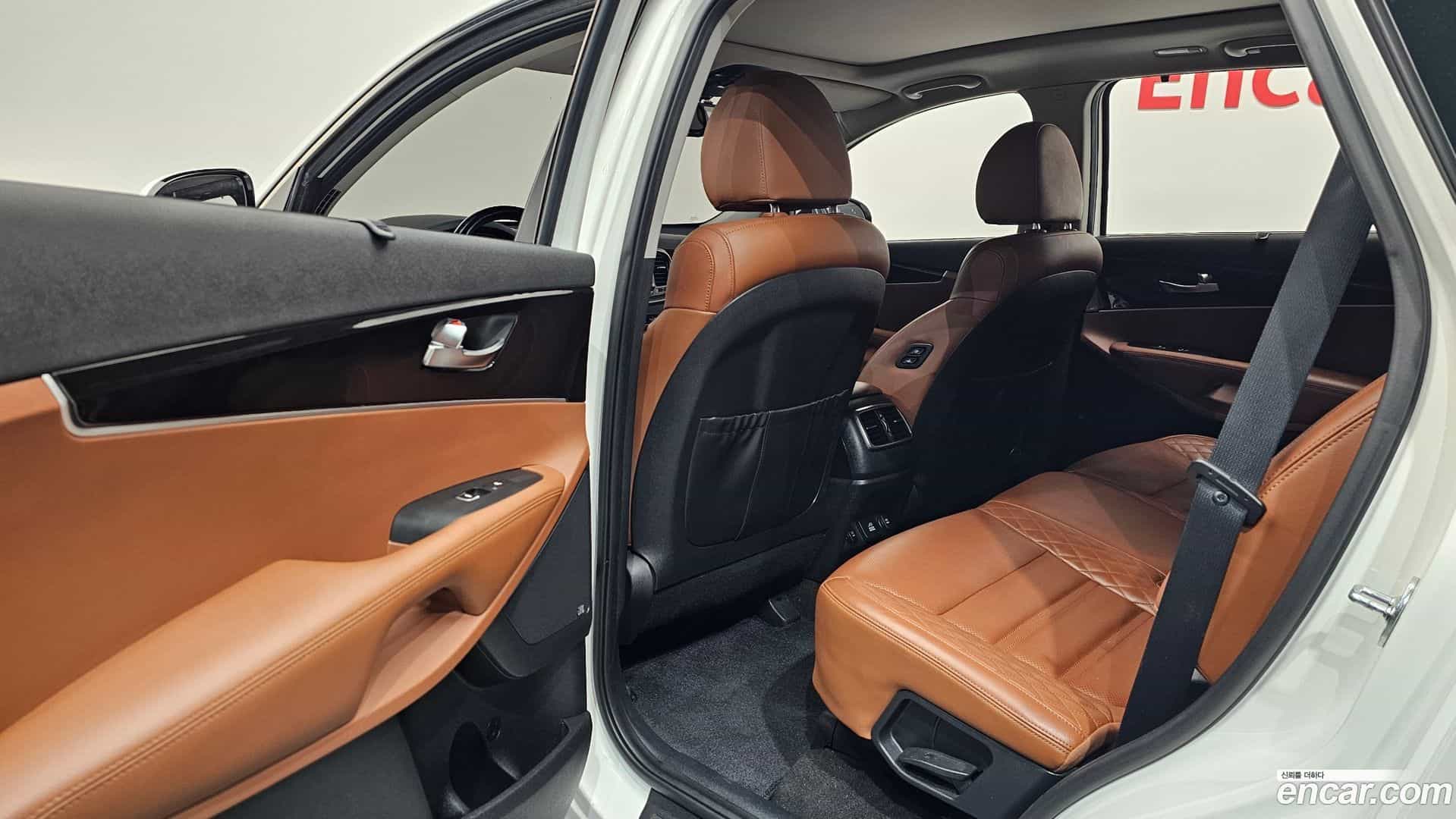Sorento Kia 2019.4-OPTION-040