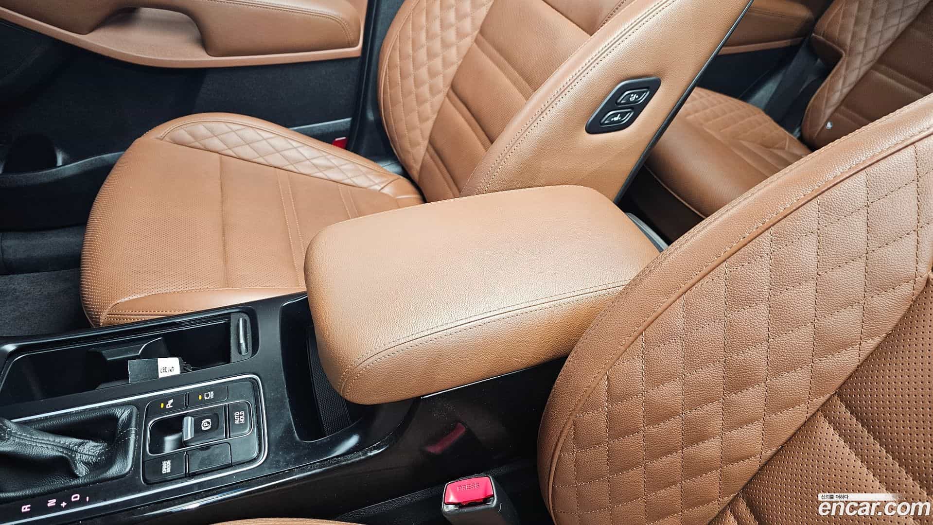 Sorento Kia 2019.4-OPTION-043