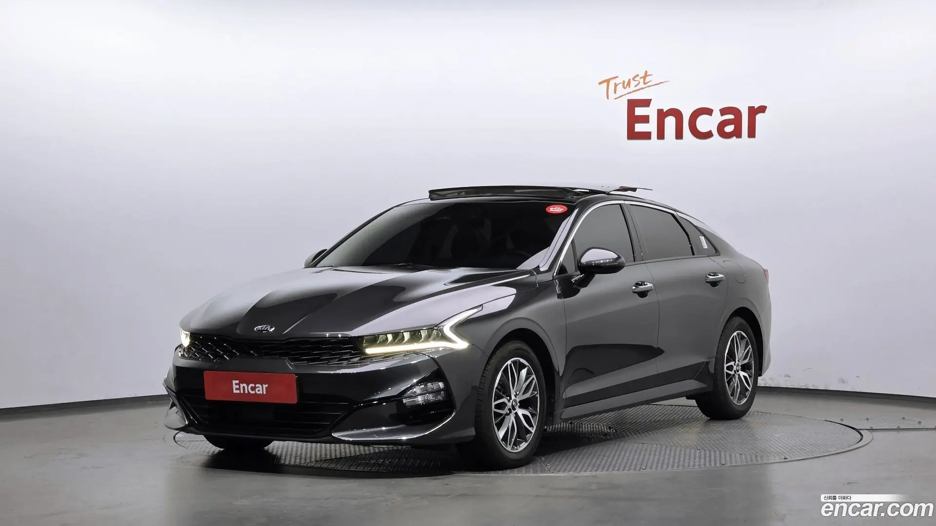 Main__Slider__Photo:K5 Kia 2020.3-0