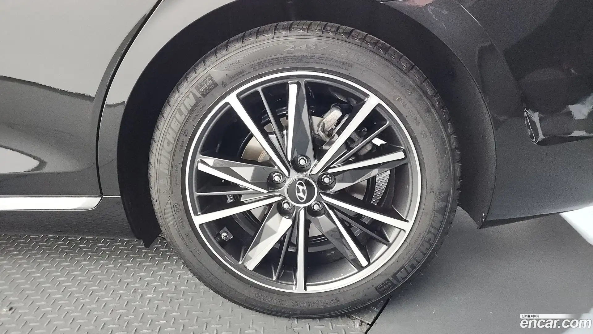 Grandeur Hyundai 2020.1-OUTER-031