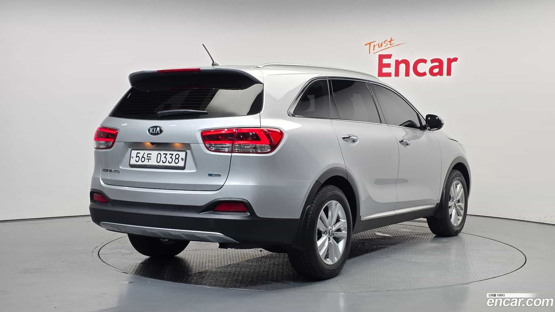 Sorento Kia 2015.7-OUTER-002