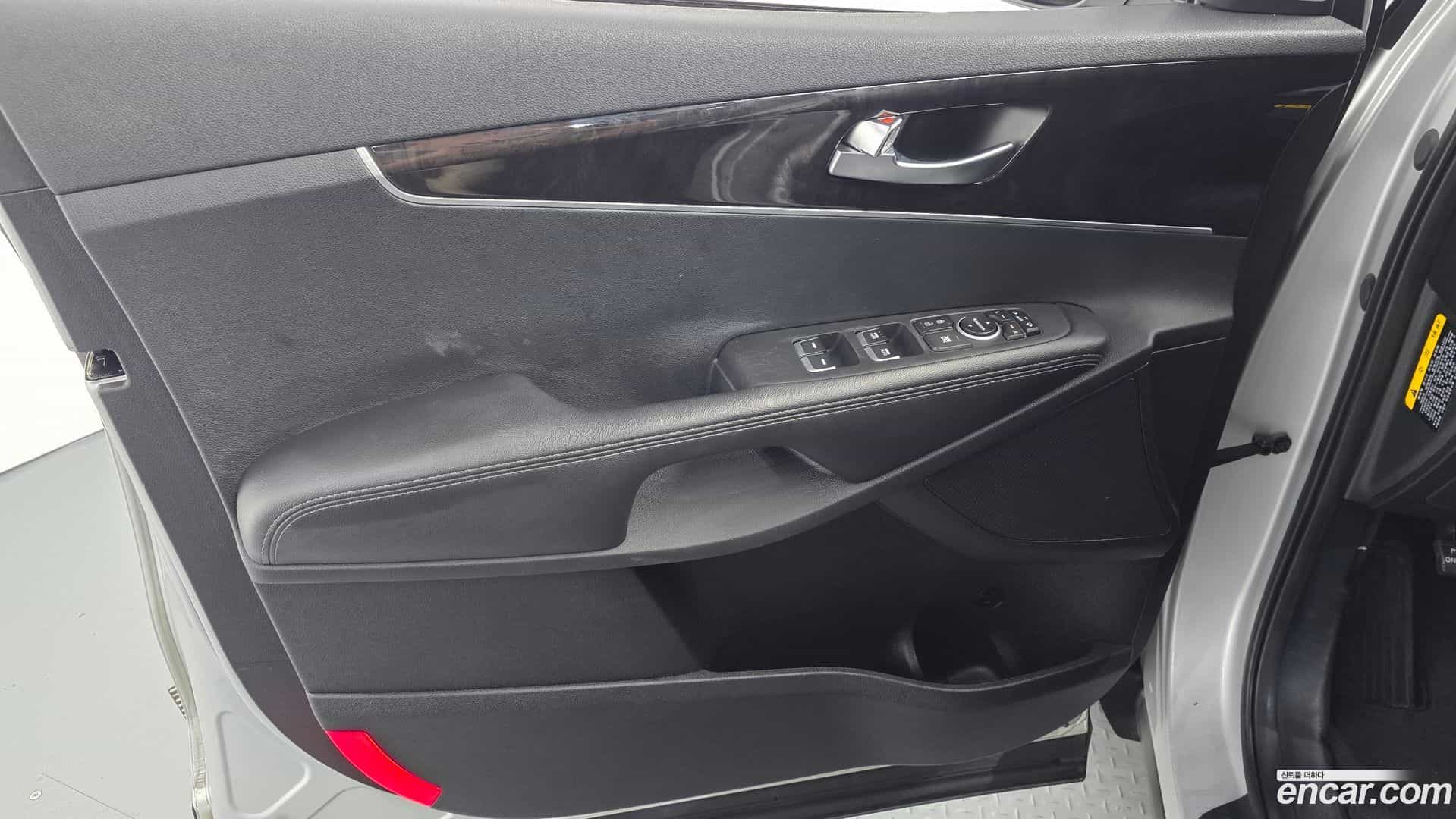 Sorento Kia 2015.7-INNER-034
