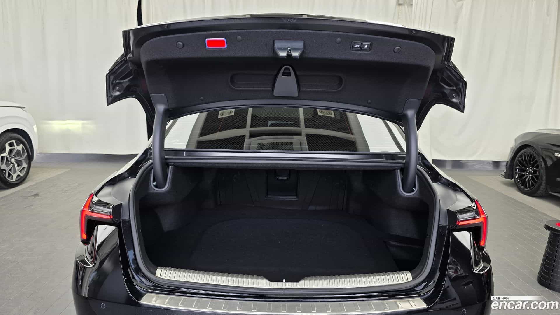 K8 Kia 2025.5-OPTION-024
