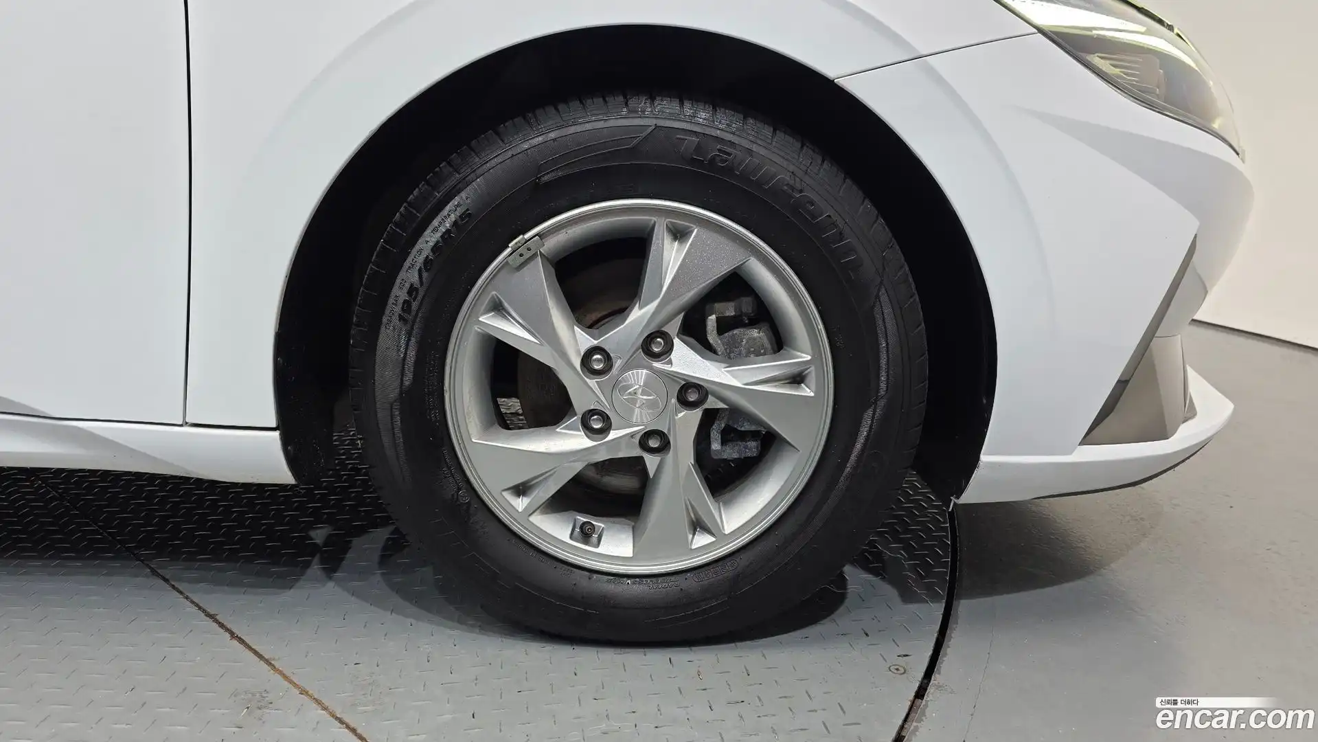 AVANTE Hyundai 2022.4-OUTER-005