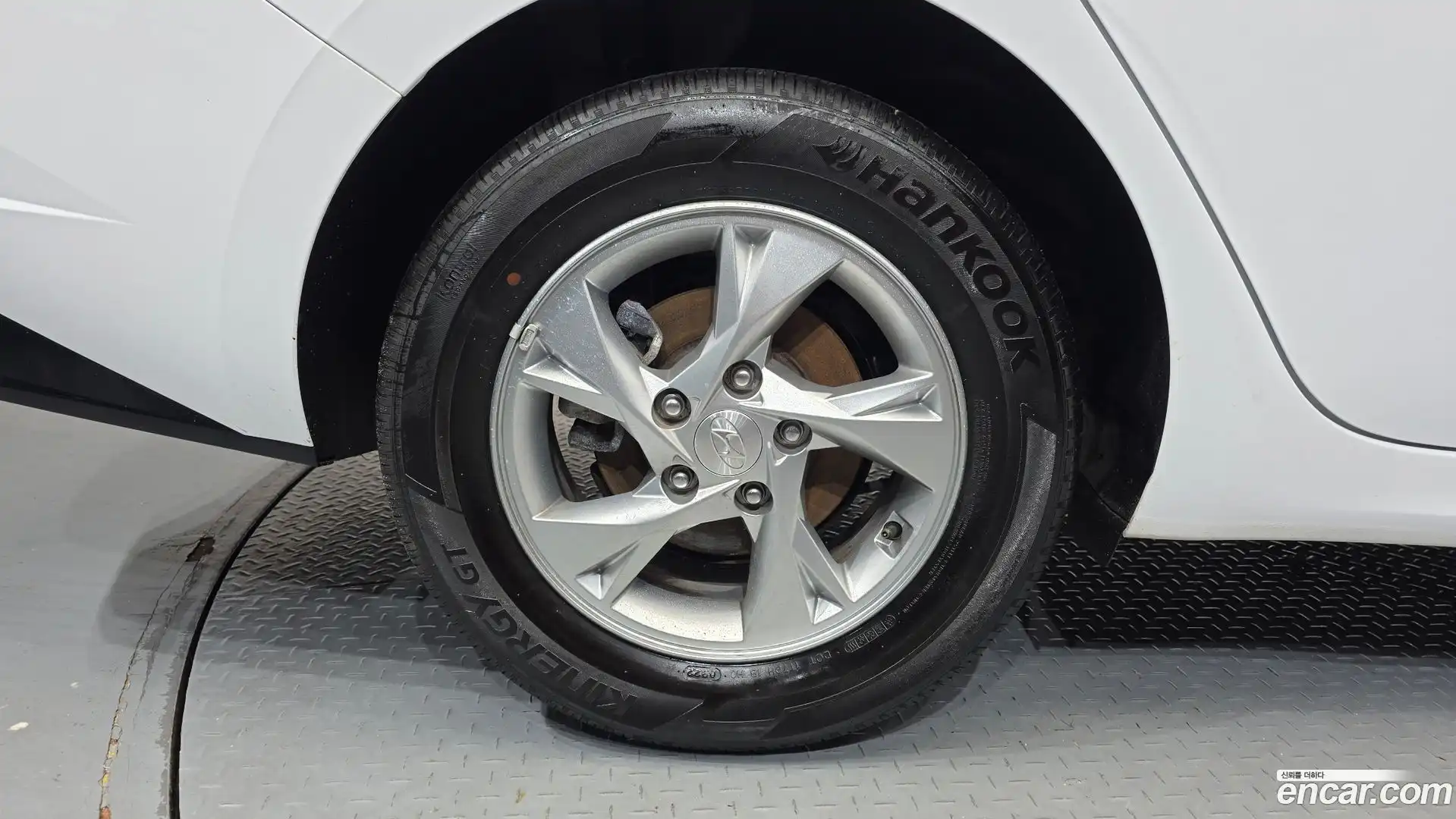 AVANTE Hyundai 2022.4-OUTER-031