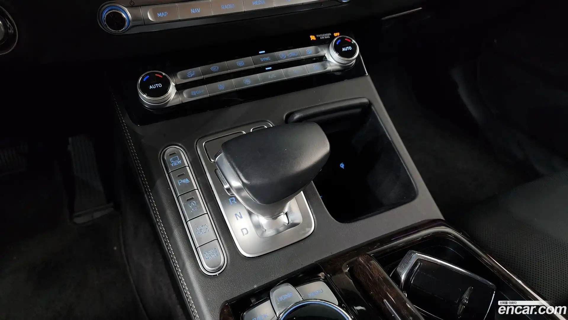 G90 Genesis 2021.10-INNER-009