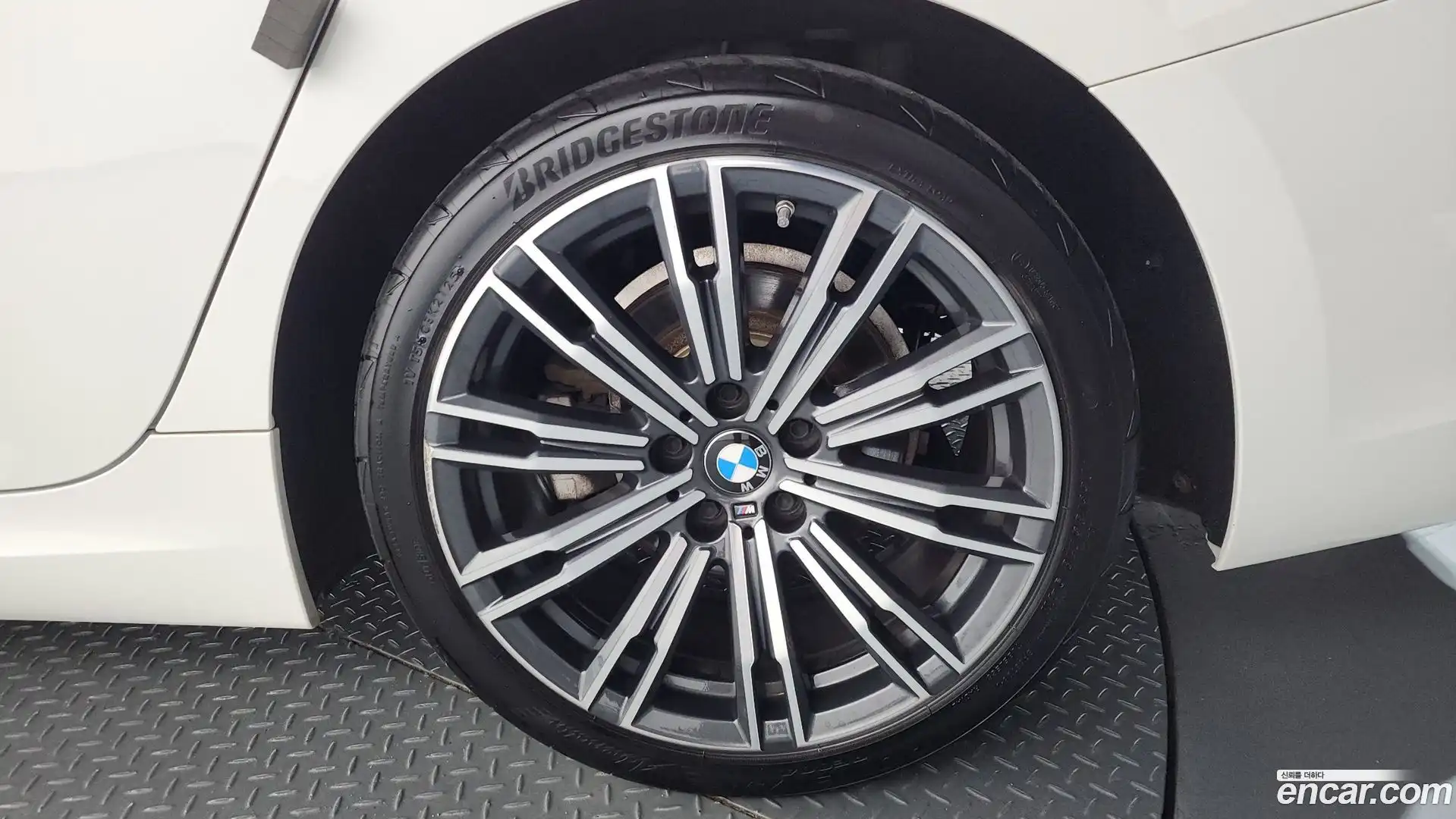 3-Series BMW 2020.6-OUTER-031