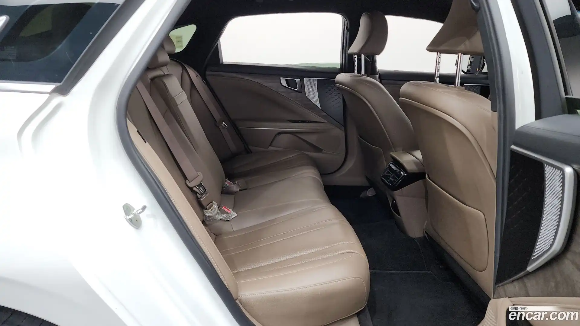 K8 Kia 2021.4-OPTION-015
