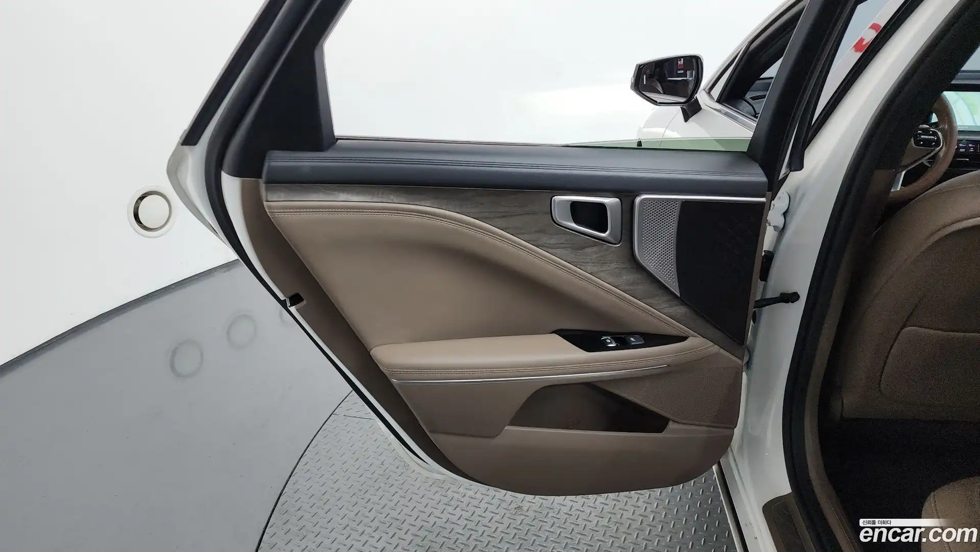 K8 Kia 2021.4-INNER-035