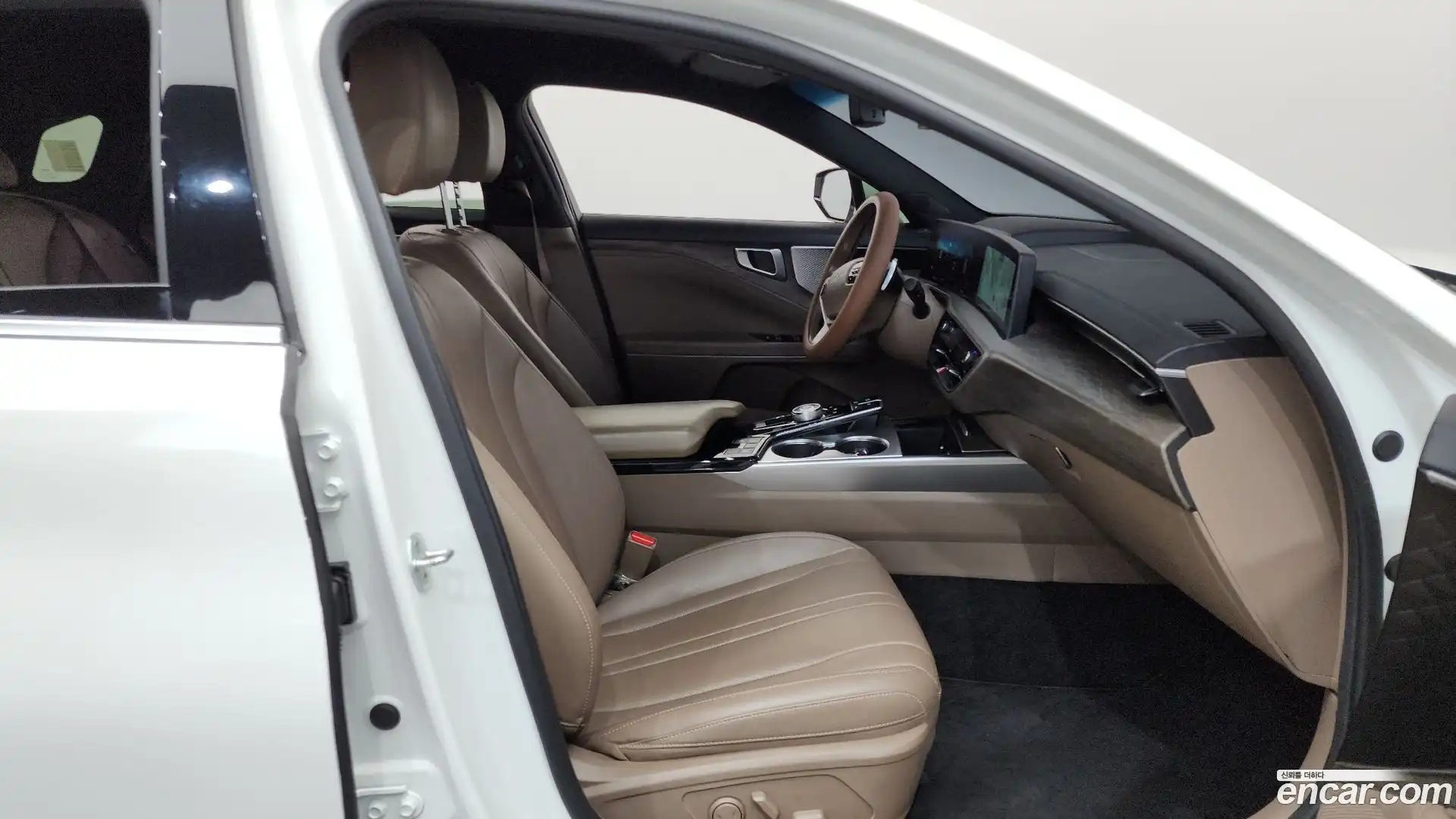 K8 Kia 2021.4-INNER-036