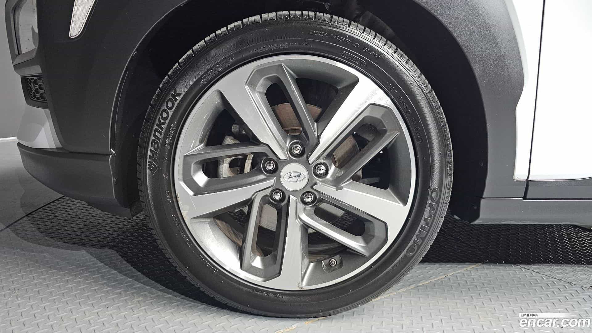 Kona Hyundai 2018.8-OUTER-005