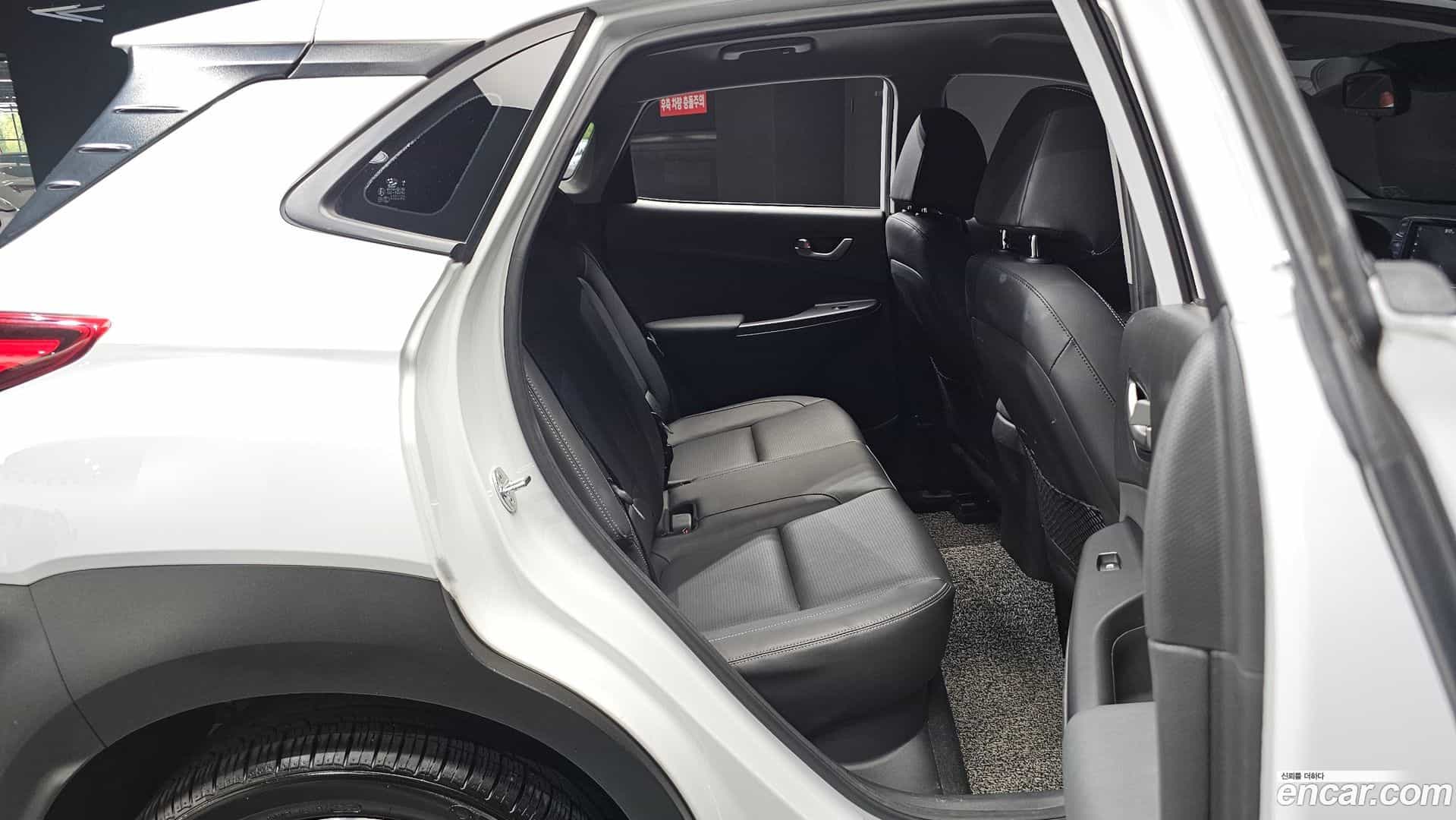 Kona Hyundai 2018.8-OPTION-015