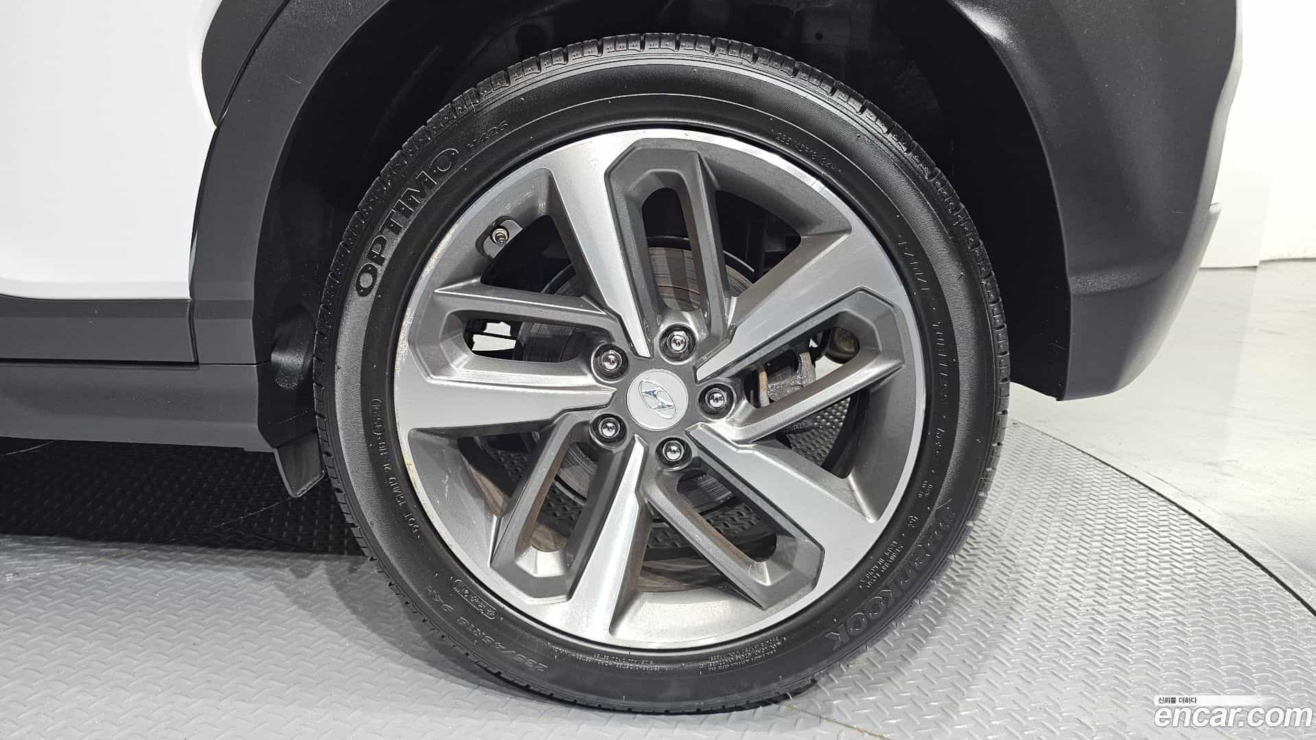 Kona Hyundai 2018.8-OUTER-031