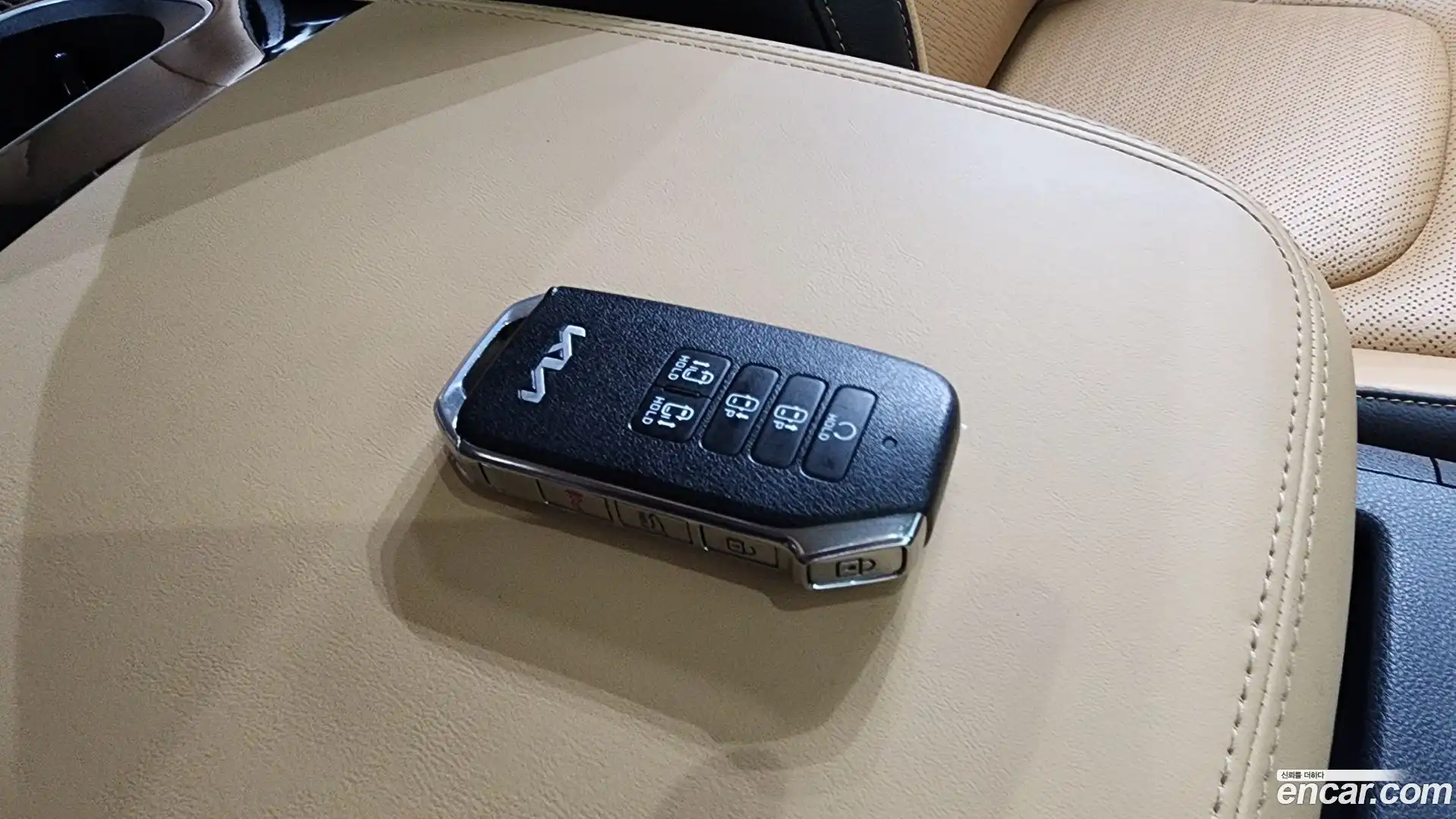 Canival Kia 2023.4-OPTION-019