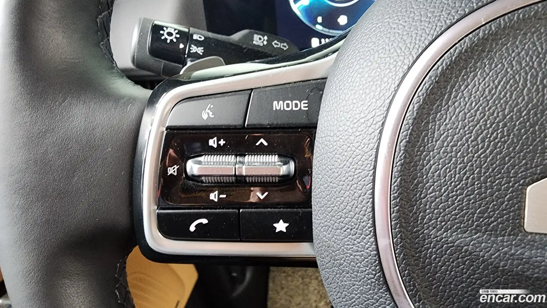 Canival Kia 2023.4-OPTION-020