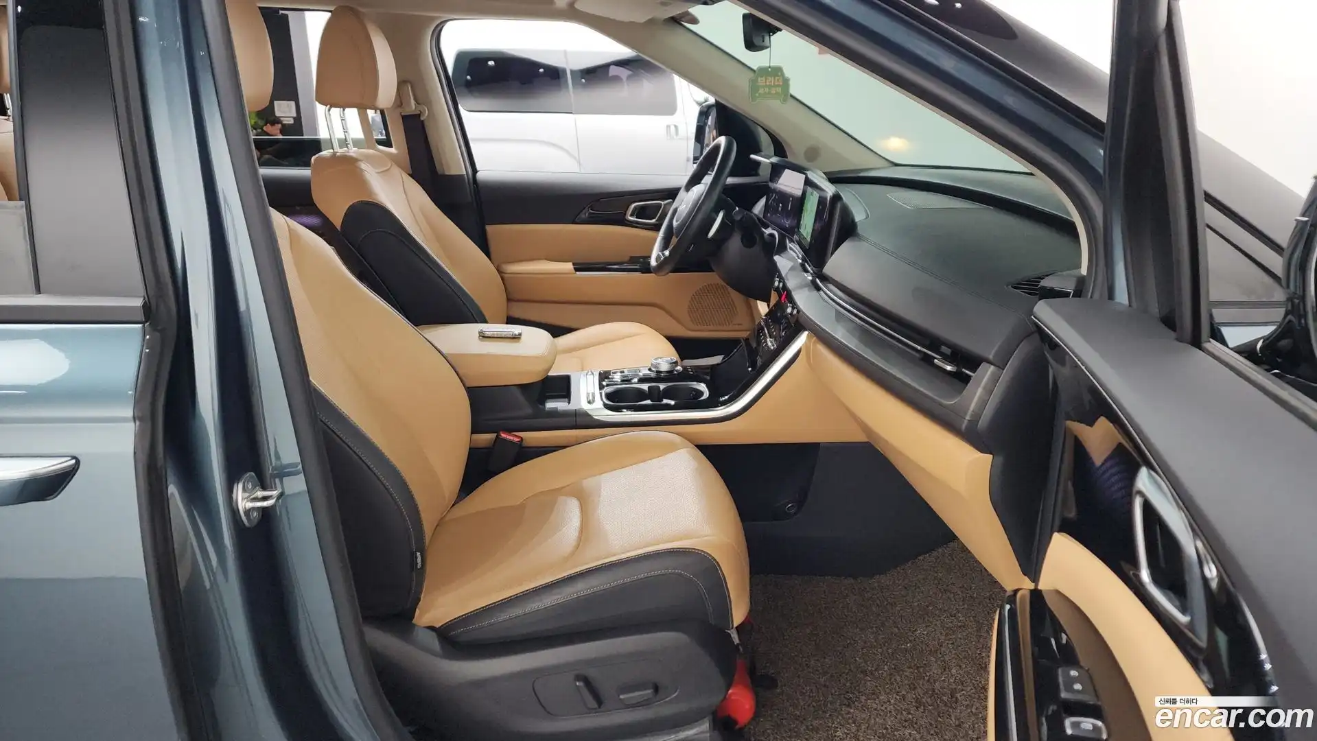 Canival Kia 2023.4-INNER-036