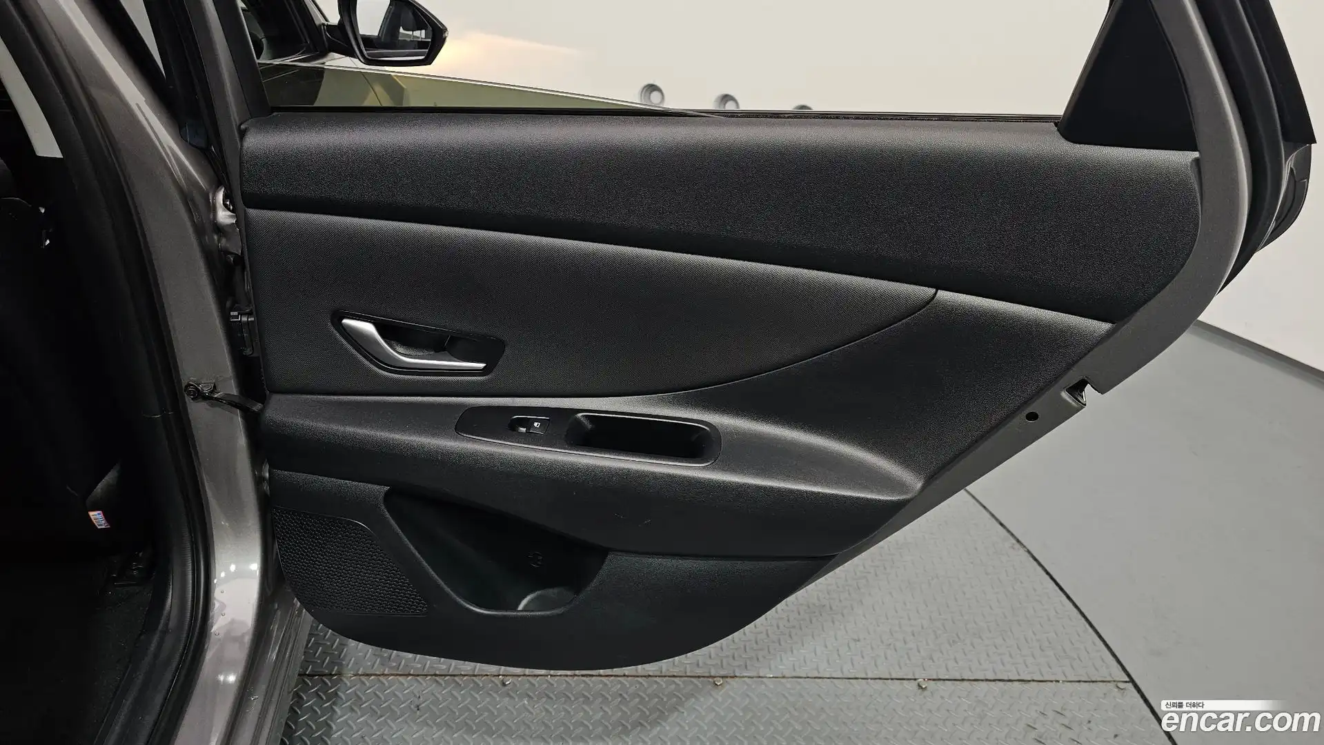 AVANTE Hyundai 2023.2-INNER-035