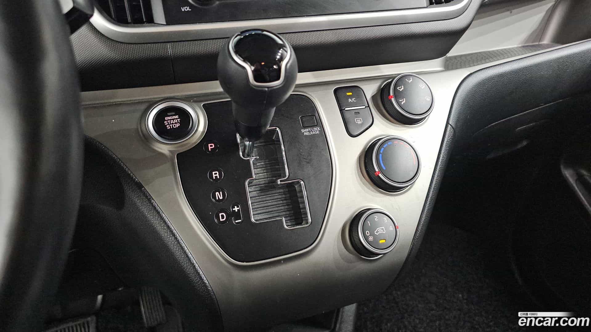 RAY Kia 2021.4-INNER-009