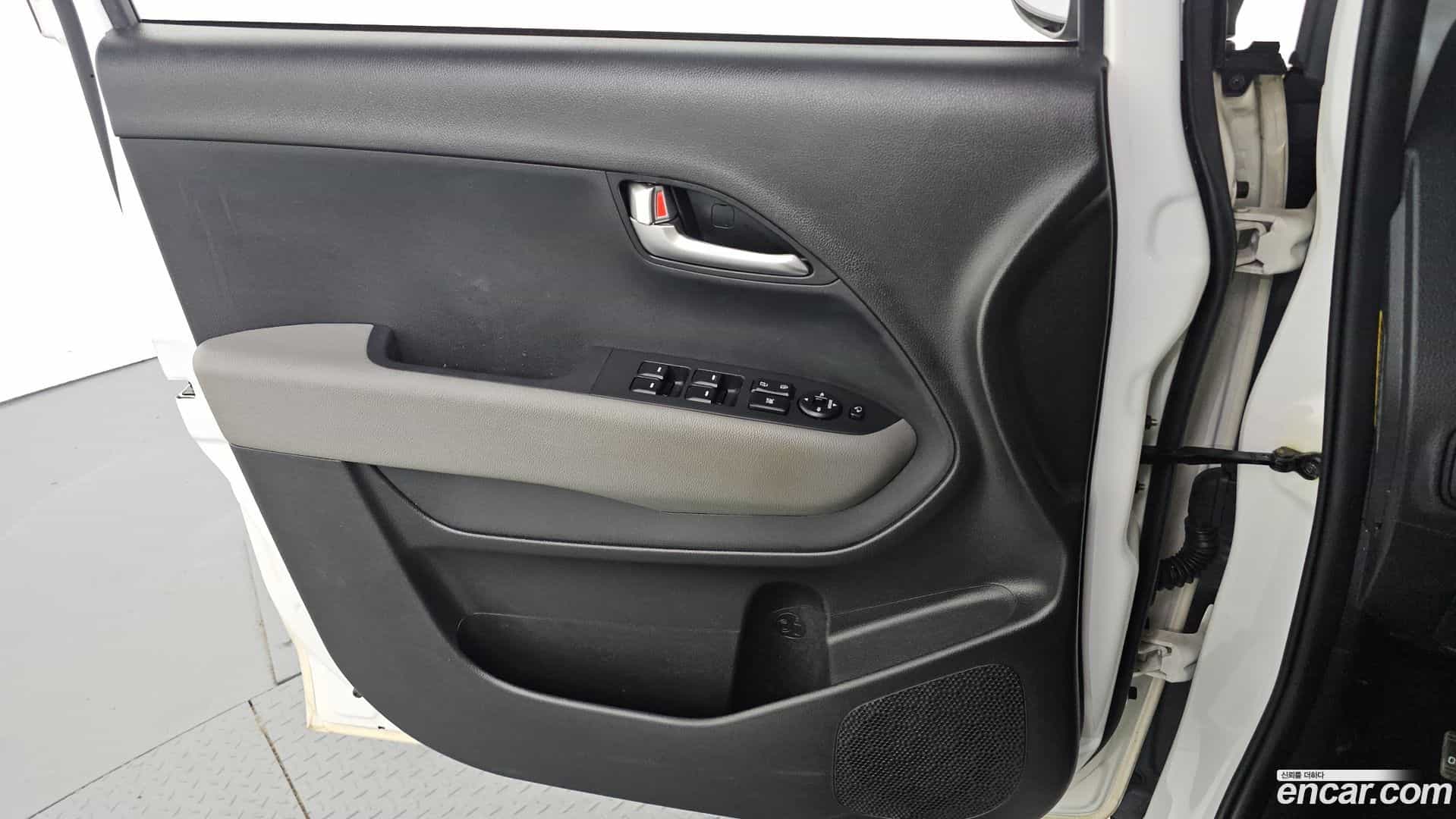 RAY Kia 2021.4-INNER-034