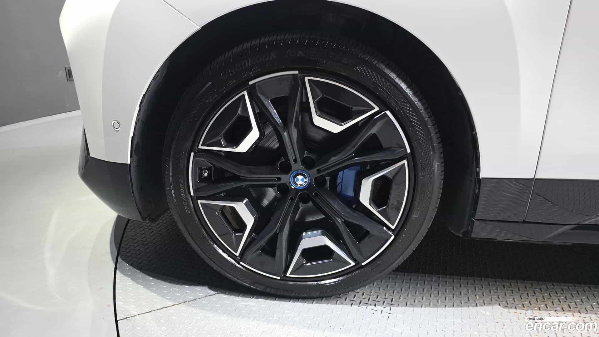 iX BMW 2023.2-OUTER-005