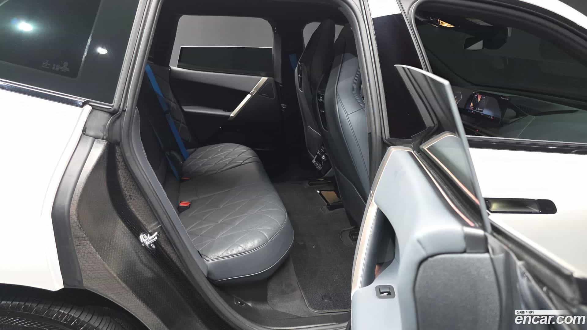iX BMW 2023.2-OPTION-016