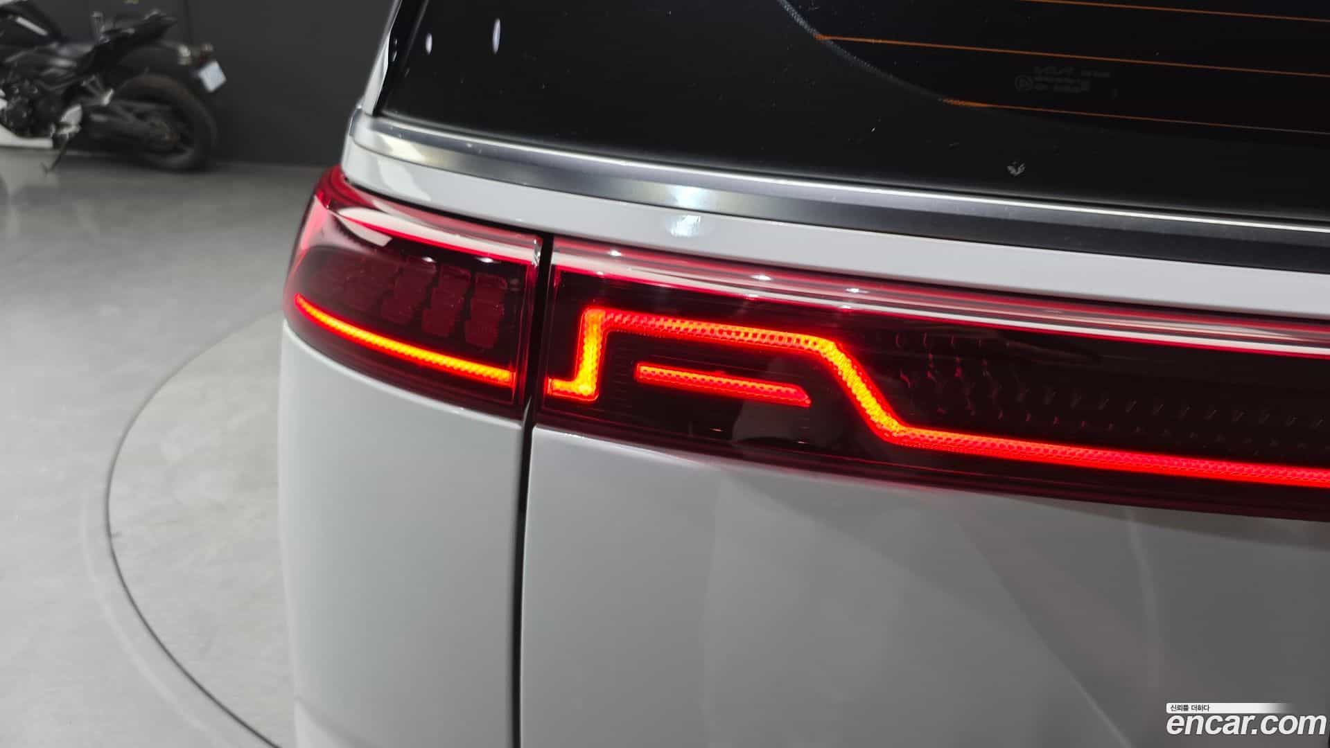 Canival Kia 2023.0-OUTER-033