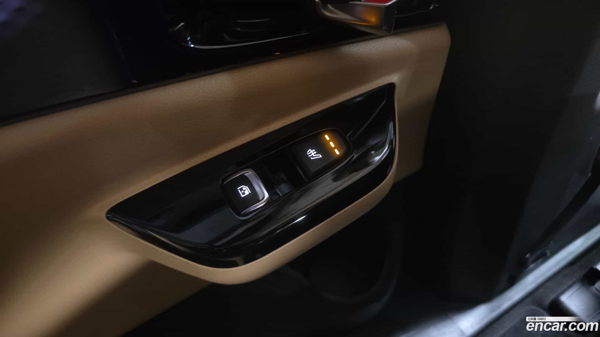 Canival Kia 2023.0-OPTION-042