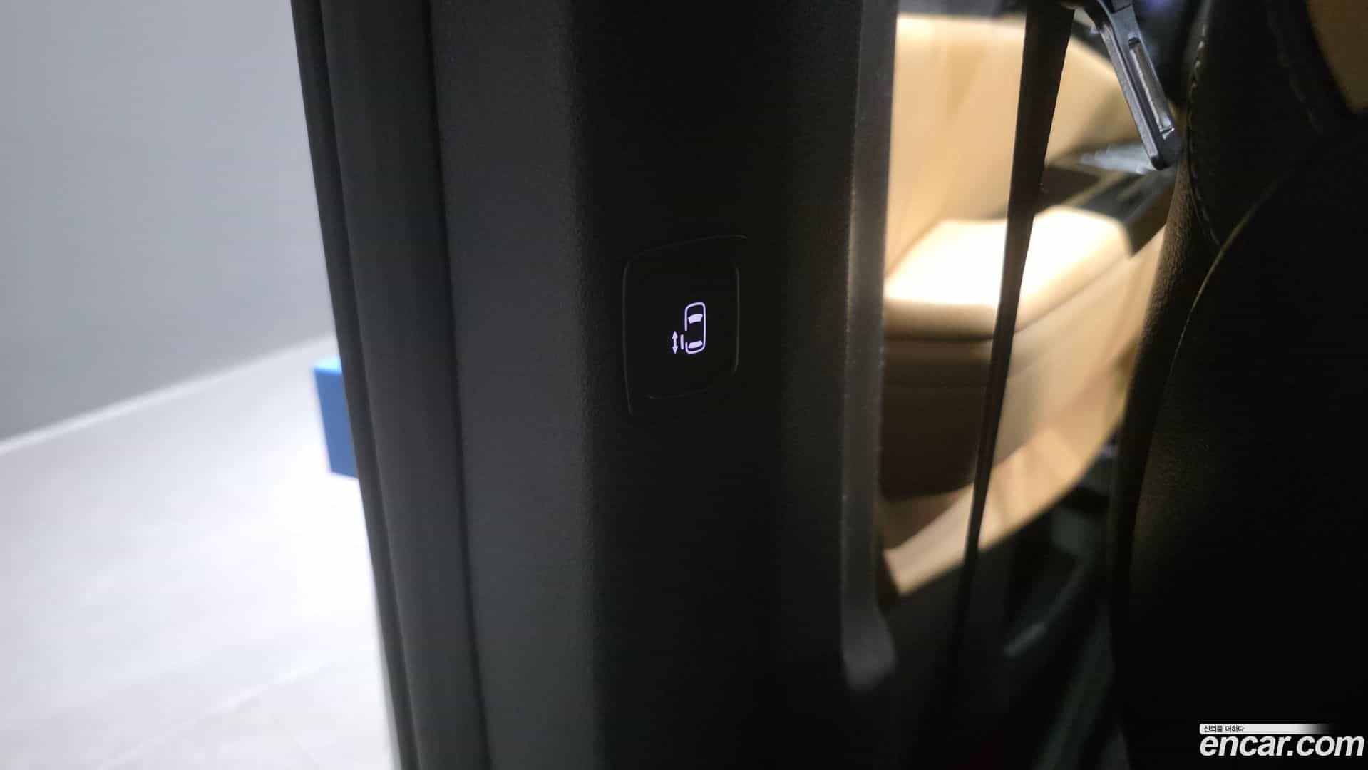 Canival Kia 2023.0-OPTION-044