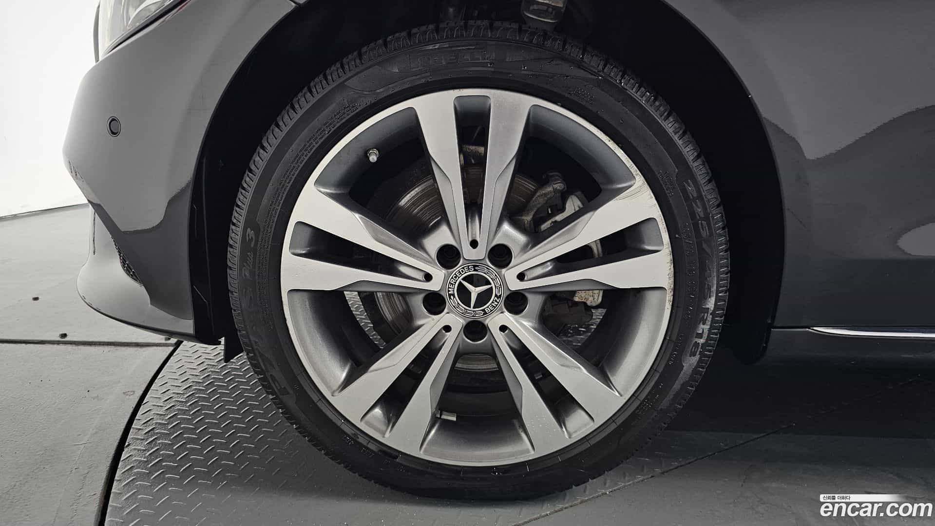 C-Class Mercedes-Benz 2020.11-OUTER-005