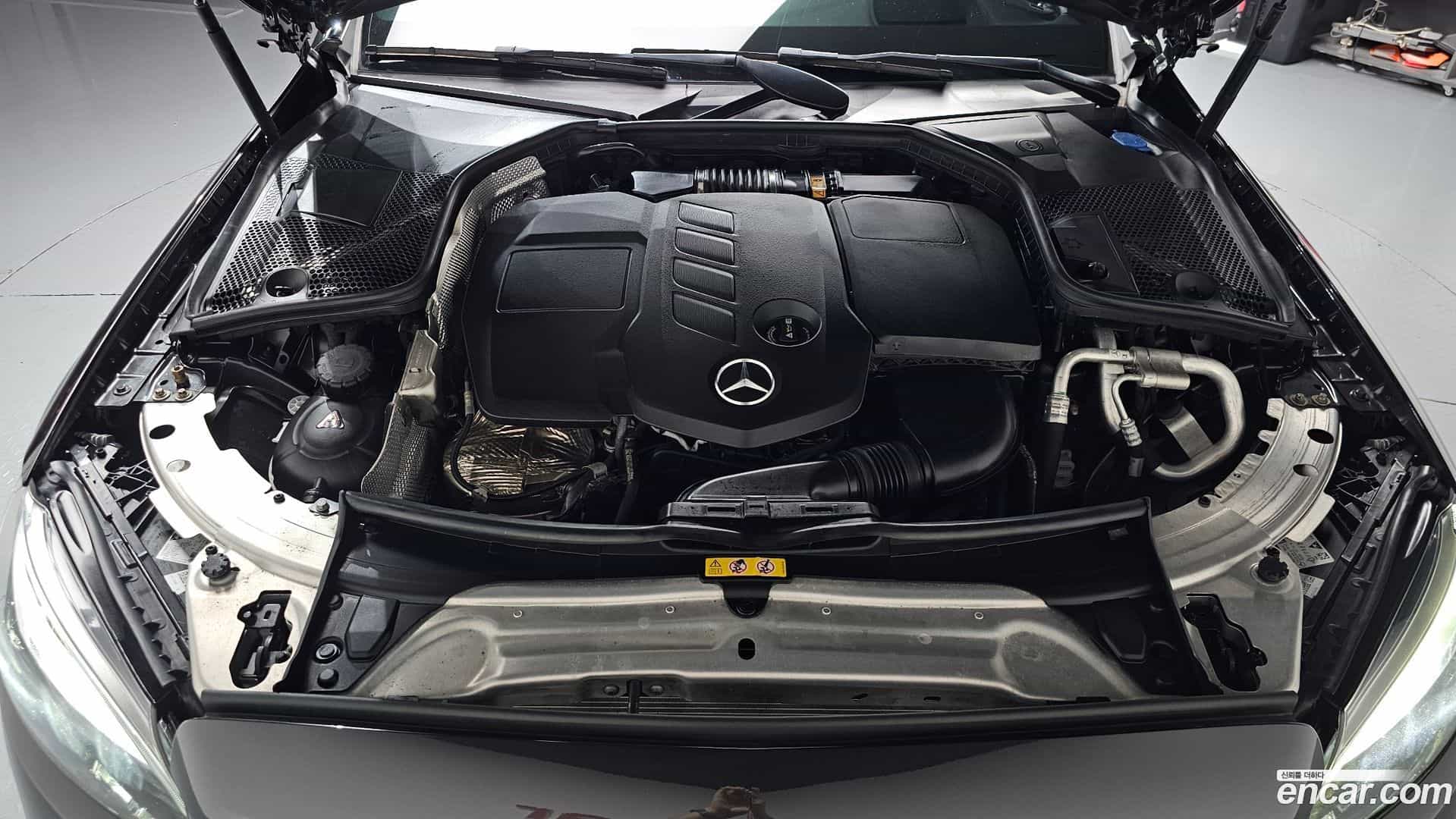 C-Class Mercedes-Benz 2020.11-OUTER-006