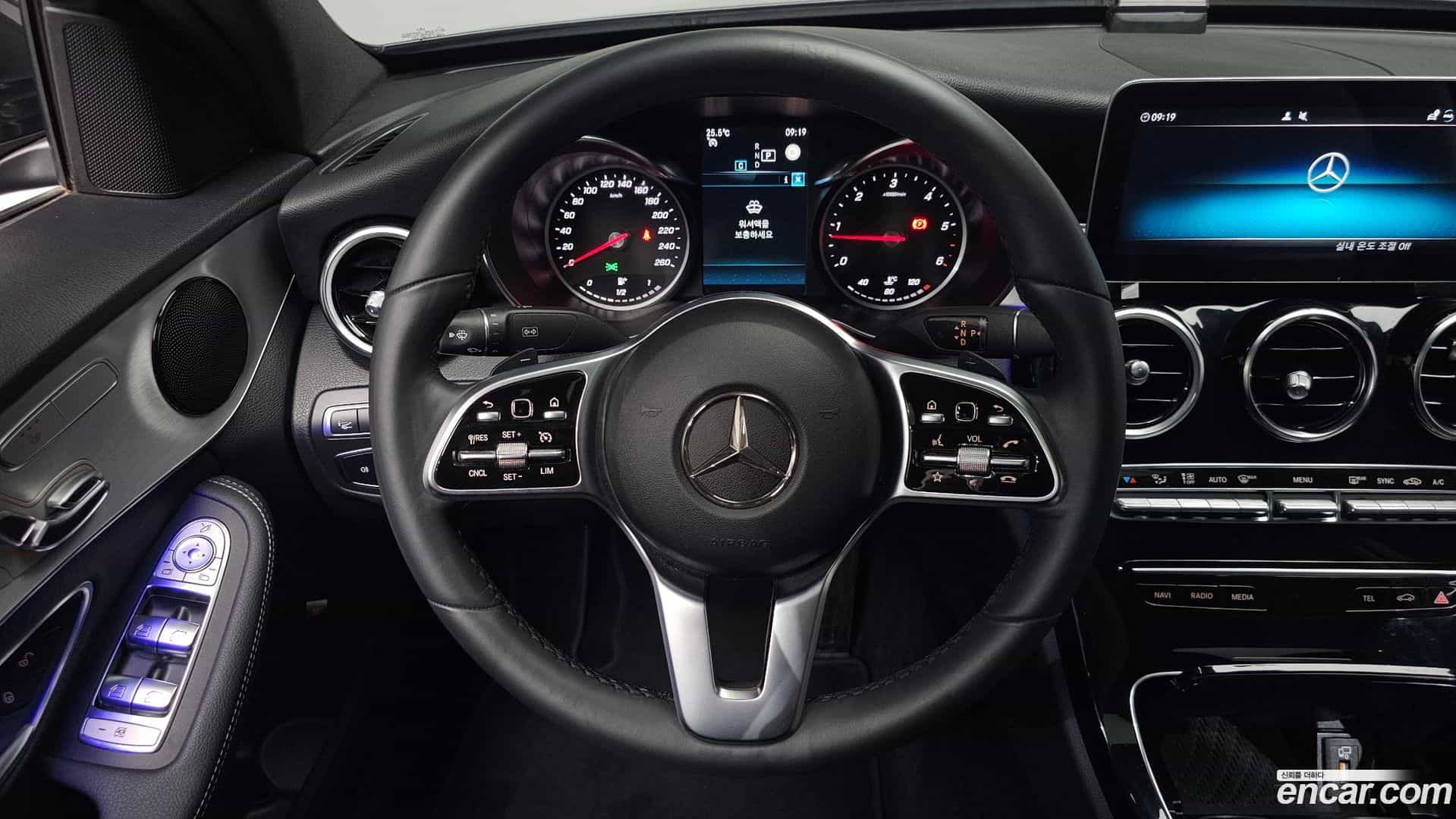 C-Class Mercedes-Benz 2020.11-OPTION-017