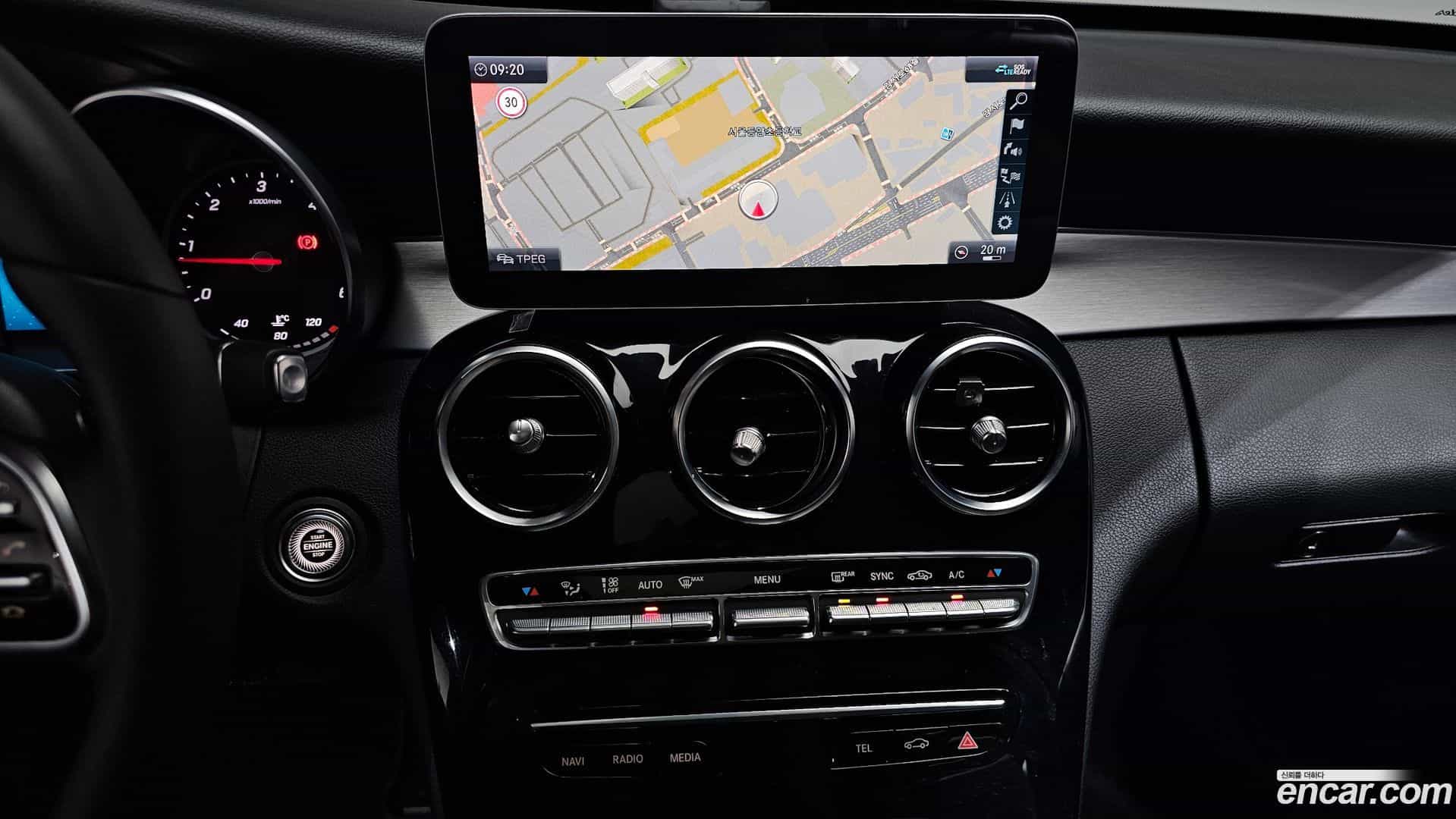 C-Class Mercedes-Benz 2020.11-OPTION-019